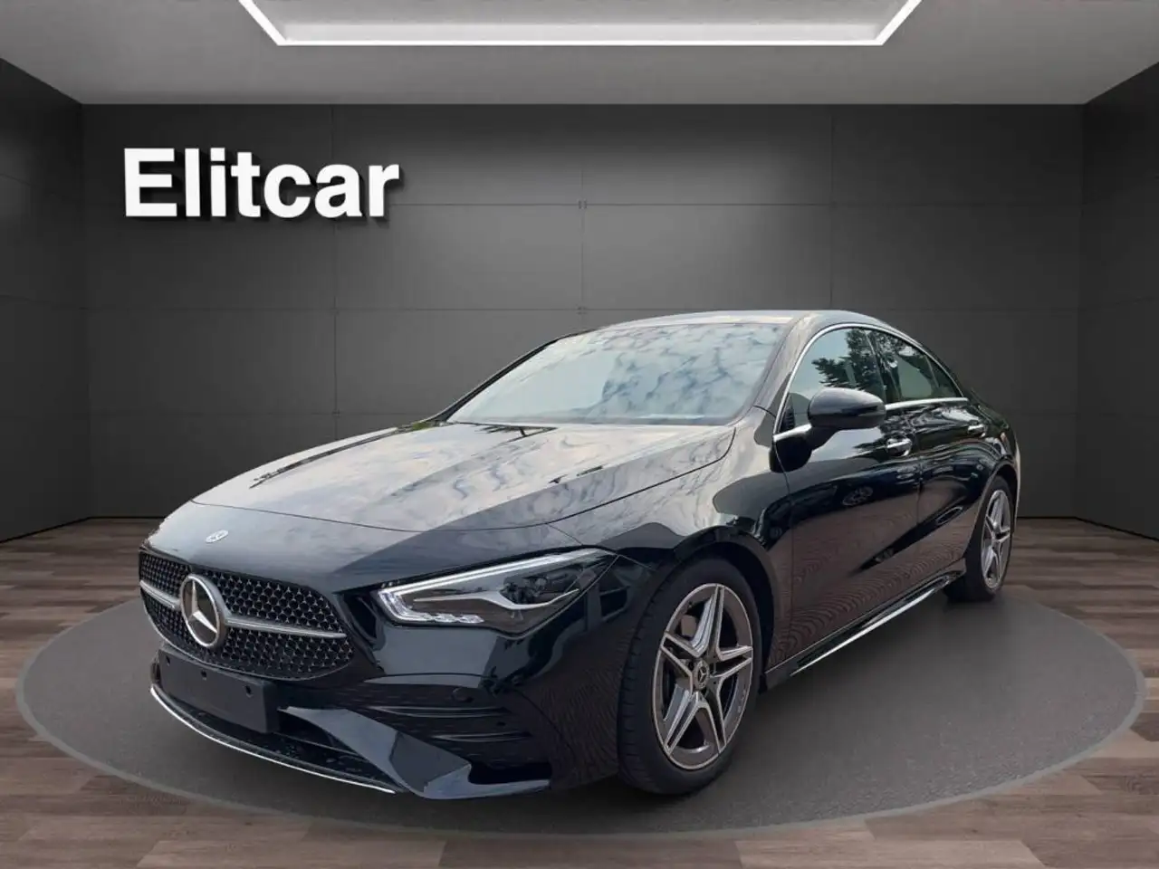 Mercedes-Benz CLA 180