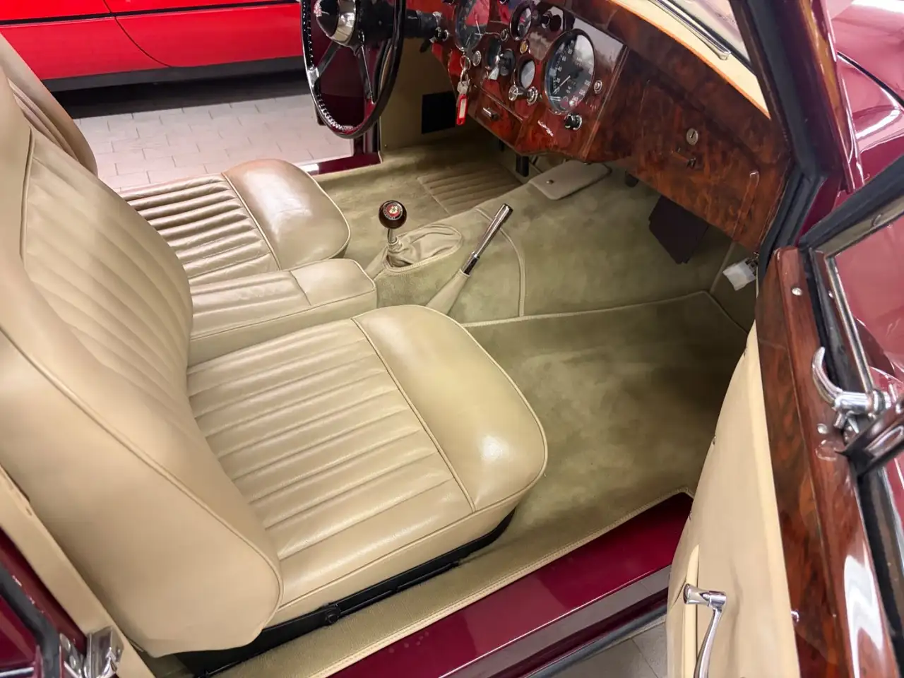 Jaguar XK 120 DHC Cabrio EXELLENTER ZUSTAND, foto 12