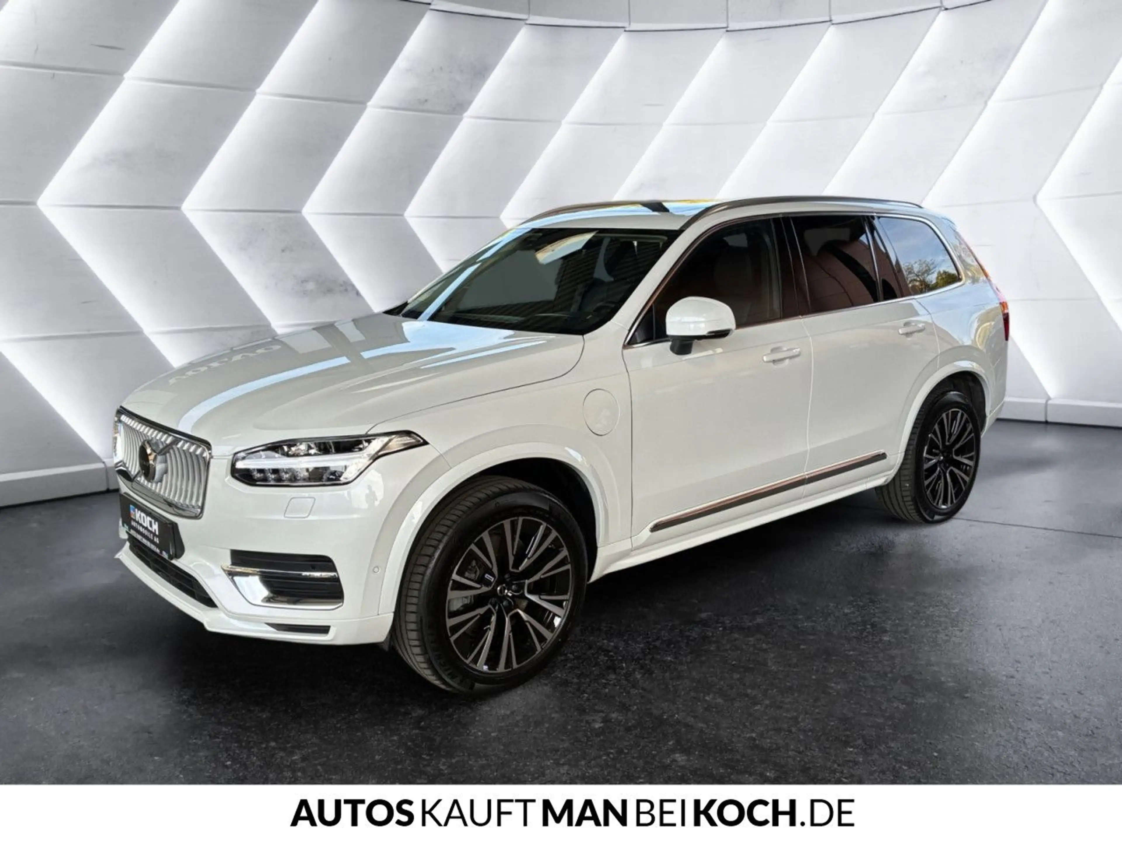 Volvo XC90 T8 AWD Ultra Bright ACC HUD PANO BLIS 360° — photo 3