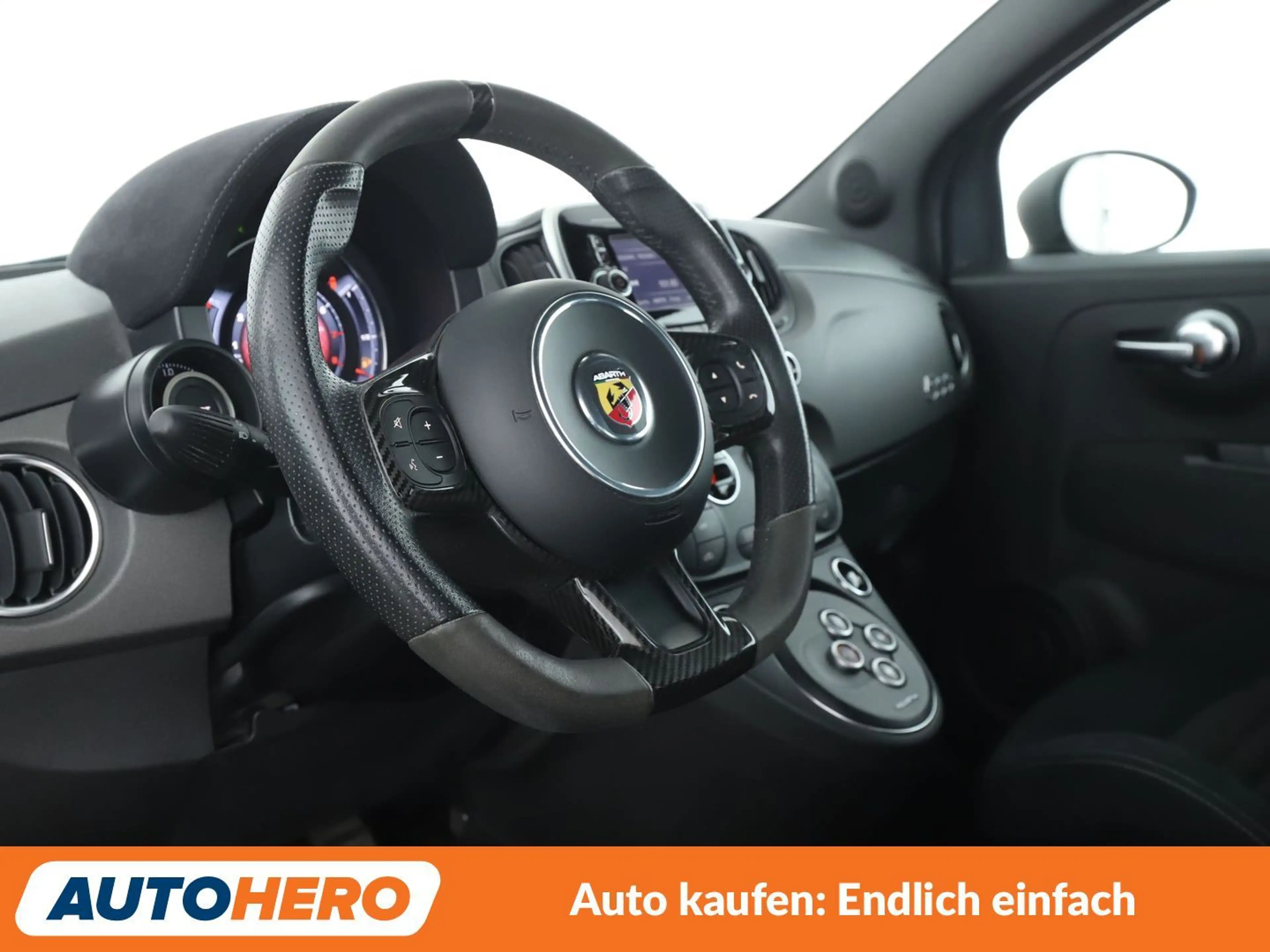 Abarth 595C 1.4 Competizione Aut.*XENON*PDC*ALU*KLIMA* — photo 11