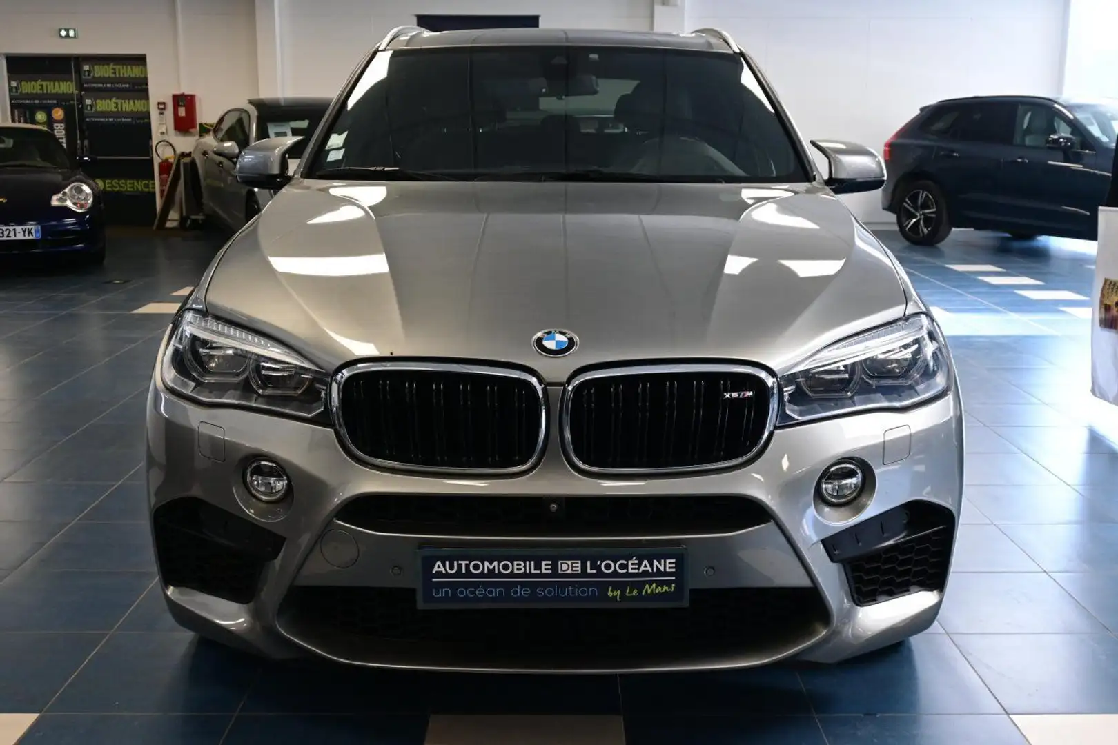 BMW X5 M F85 575 ch A Gris - 2