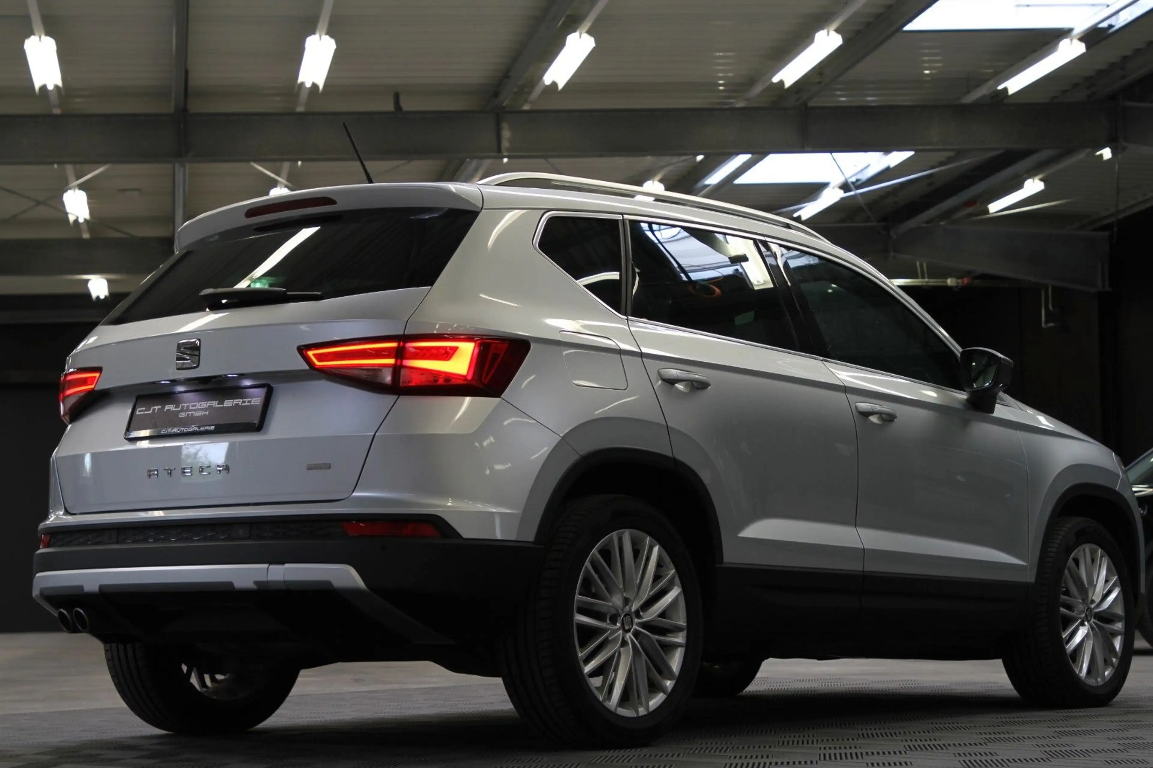 SEAT Ateca Xcellence 4Drive Standheizung RFK SHZ KESS — photo 8