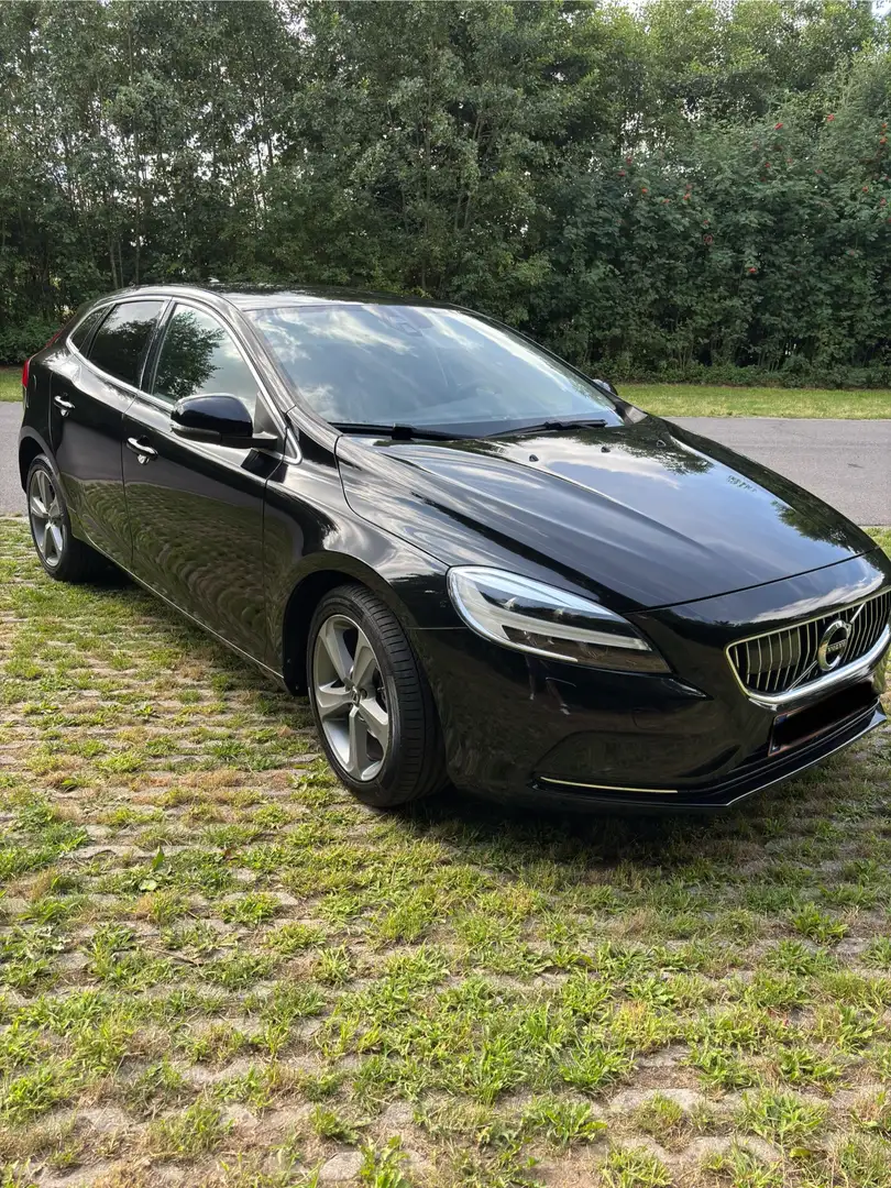 Volvo V40 D2 Inscription - 1