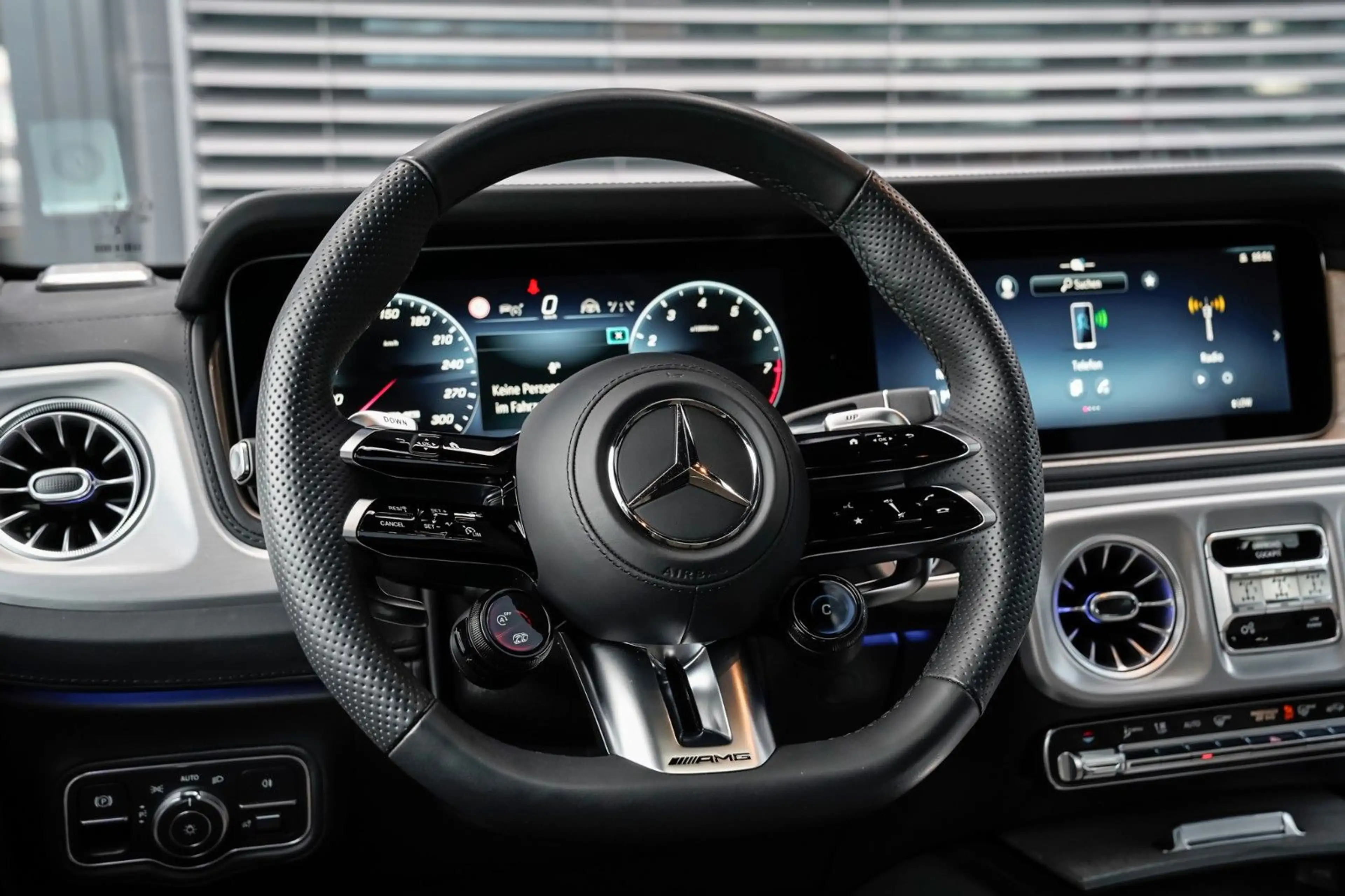 Mercedes-Benz G 63 AMG MY26 *A22*SUPERIOR*-Night-Komfort — photo 14