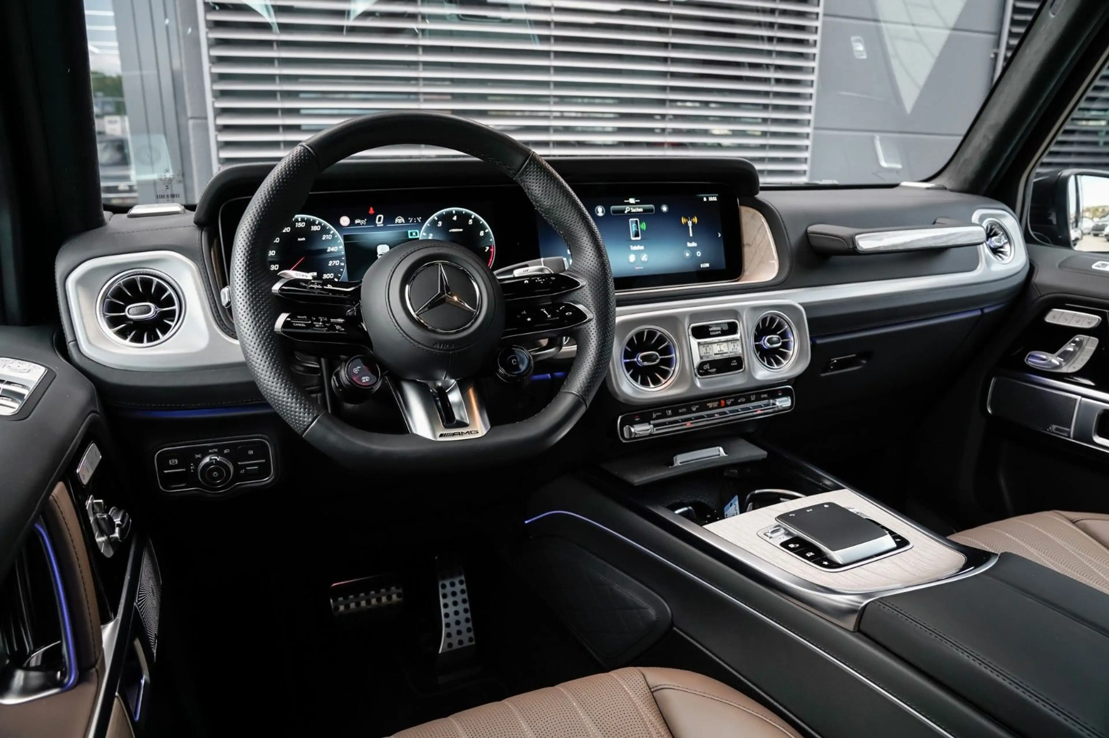 Mercedes-Benz G 63 AMG MY26 *A22*SUPERIOR*-Night-Komfort — photo 13