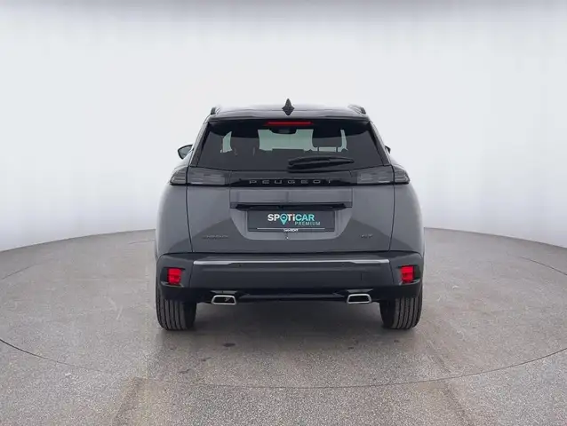 Peugeot 2008 view 4