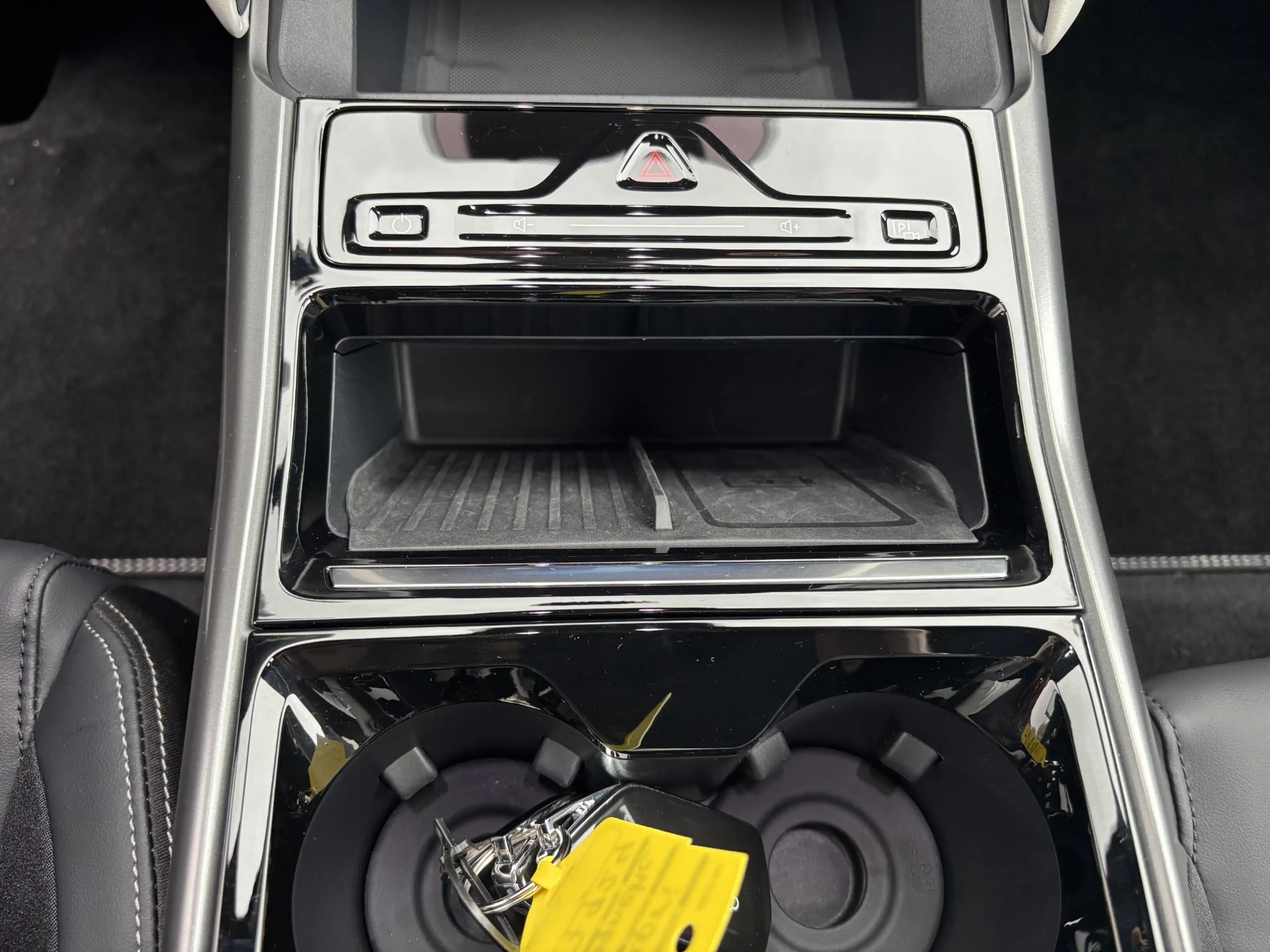 Ford Capri Select Extended Range RWD 77 kWh Navigatie | Achte — photo 14