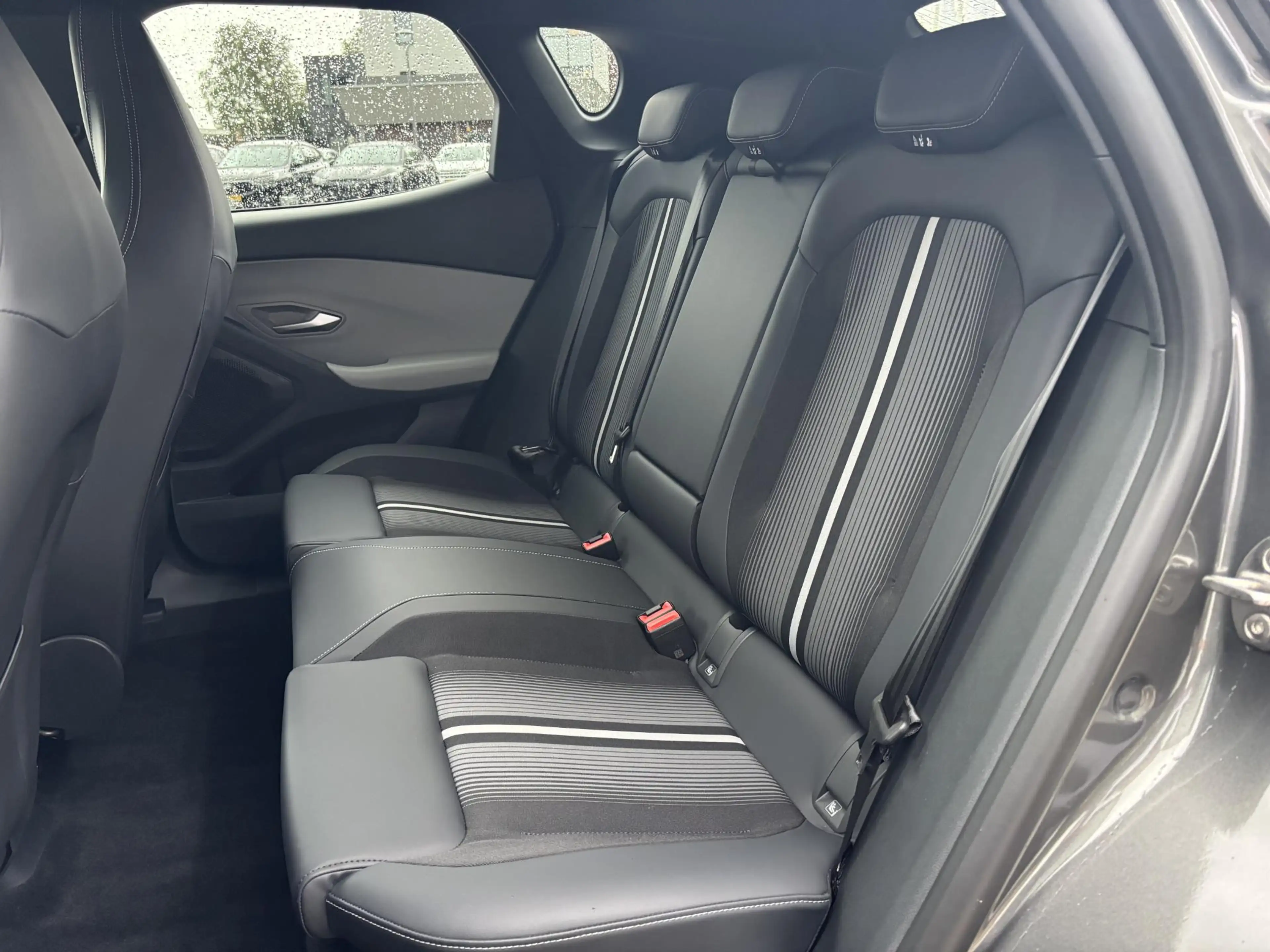 Ford Capri Select Extended Range RWD 77 kWh Navigatie | Achte — photo 10