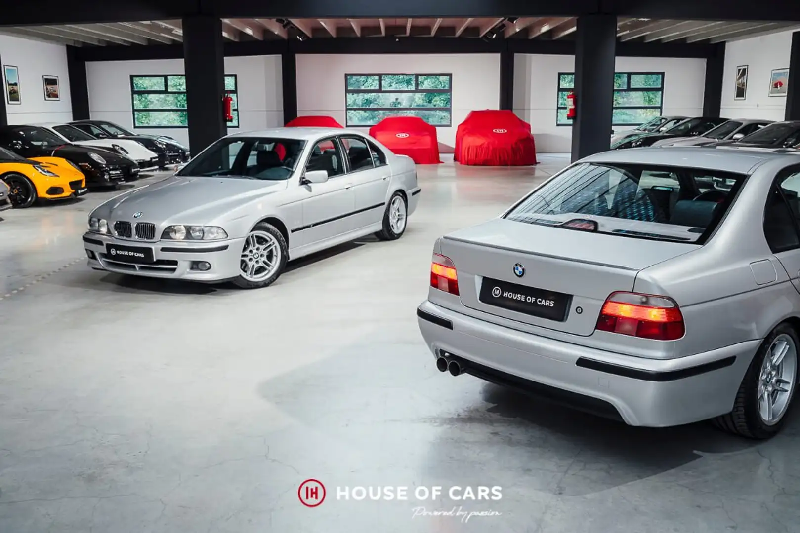 BMW 540 iA Sedan E39 M Package - Low mileage – Collector Zilver - 1