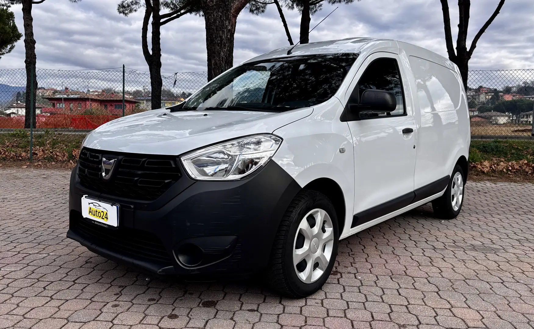Dacia Dokker Dokker 1.6 EURO 6C *IVA INCLUSA* Bianco - 1