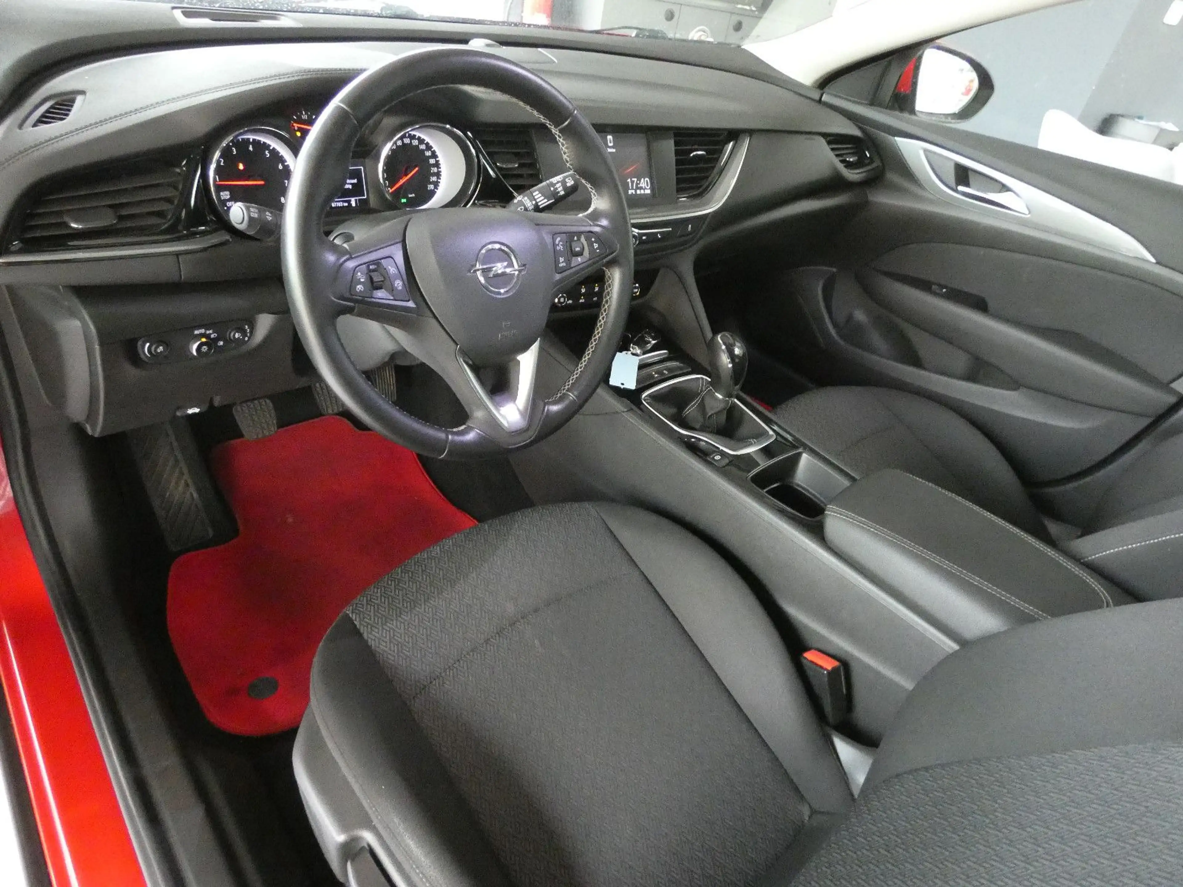Opel Insignia B Grand Sport Selection — photo 10