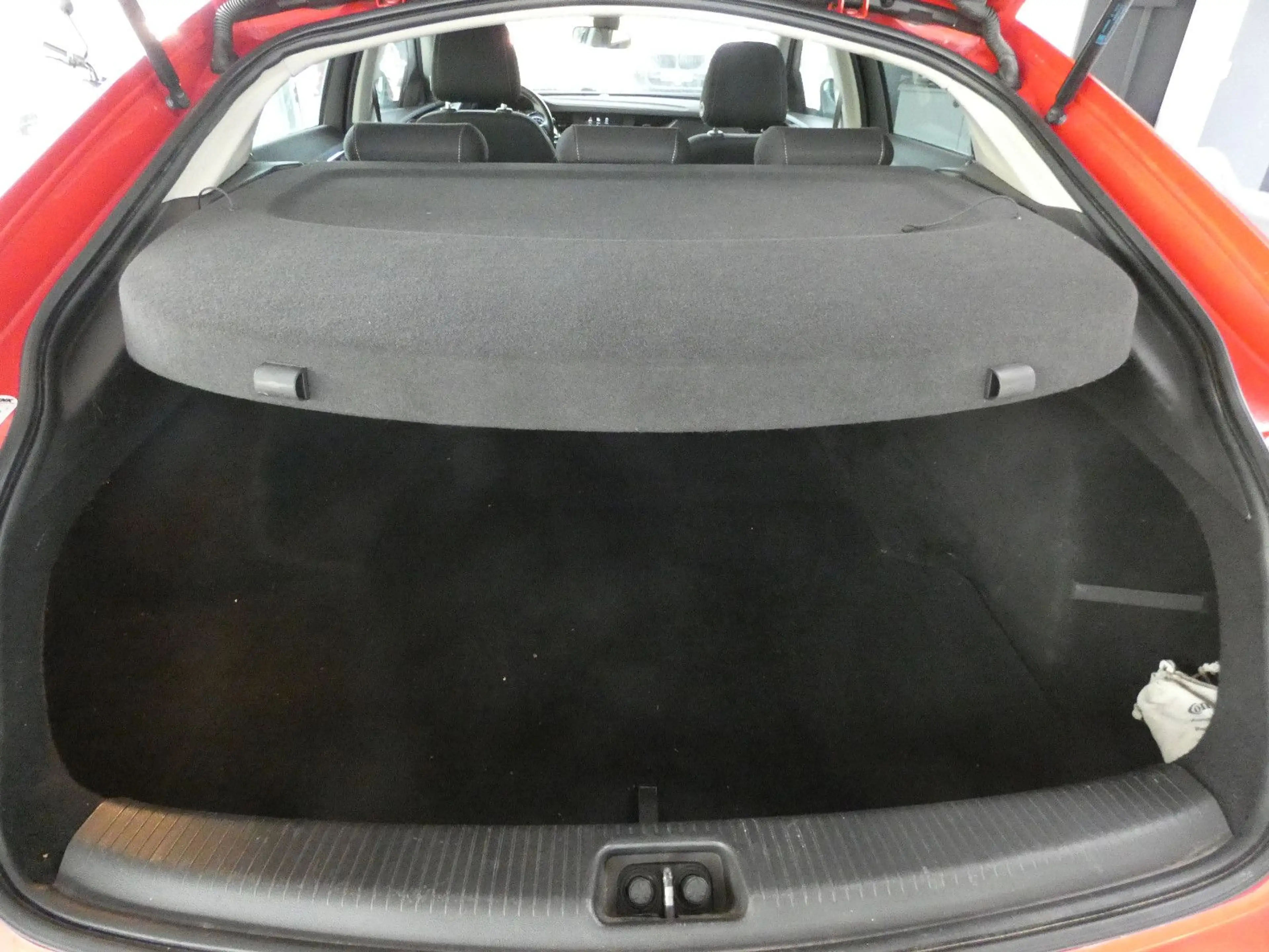 Opel Insignia B Grand Sport Selection — photo 9