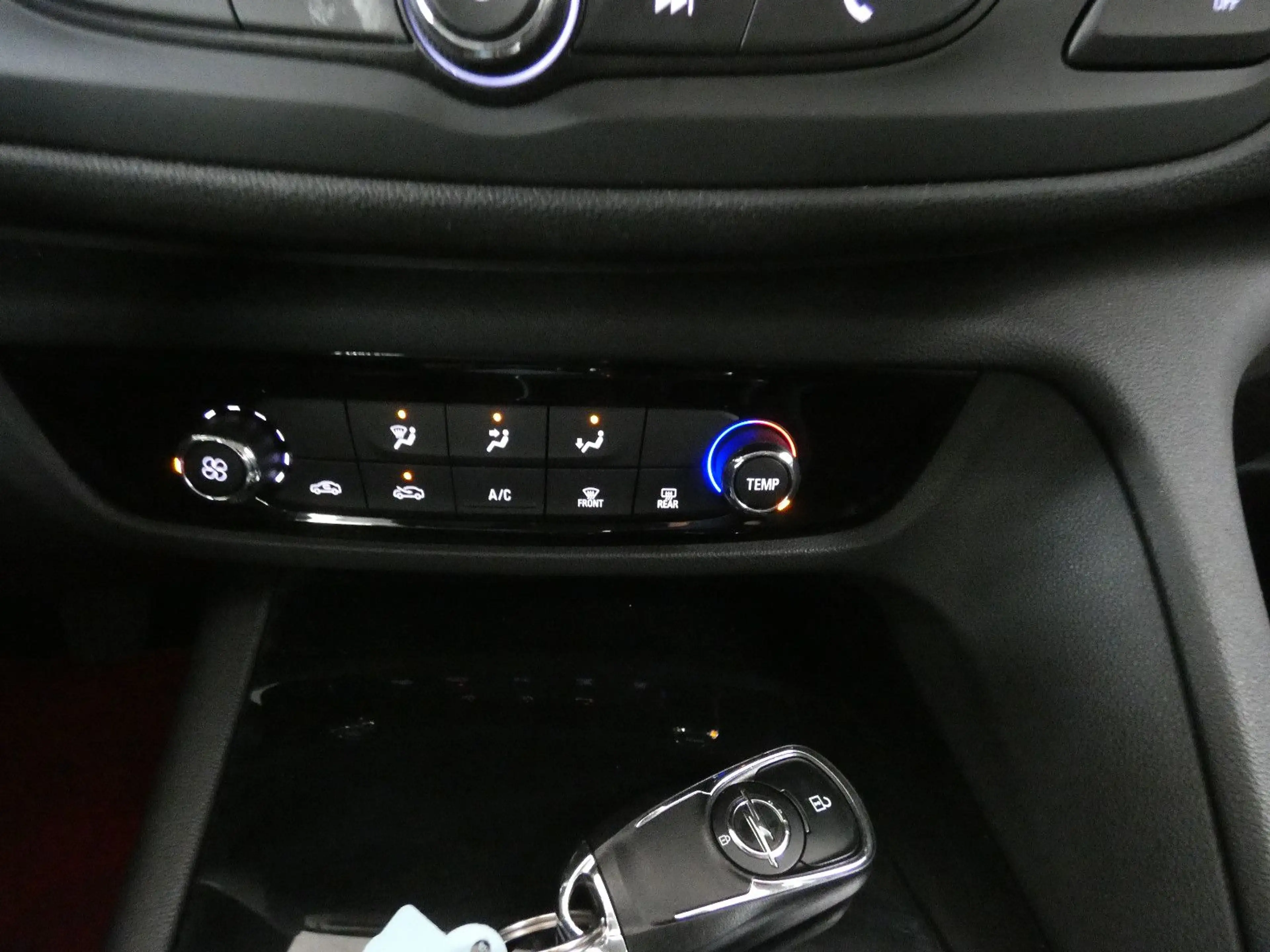 Opel Insignia B Grand Sport Selection — photo 15