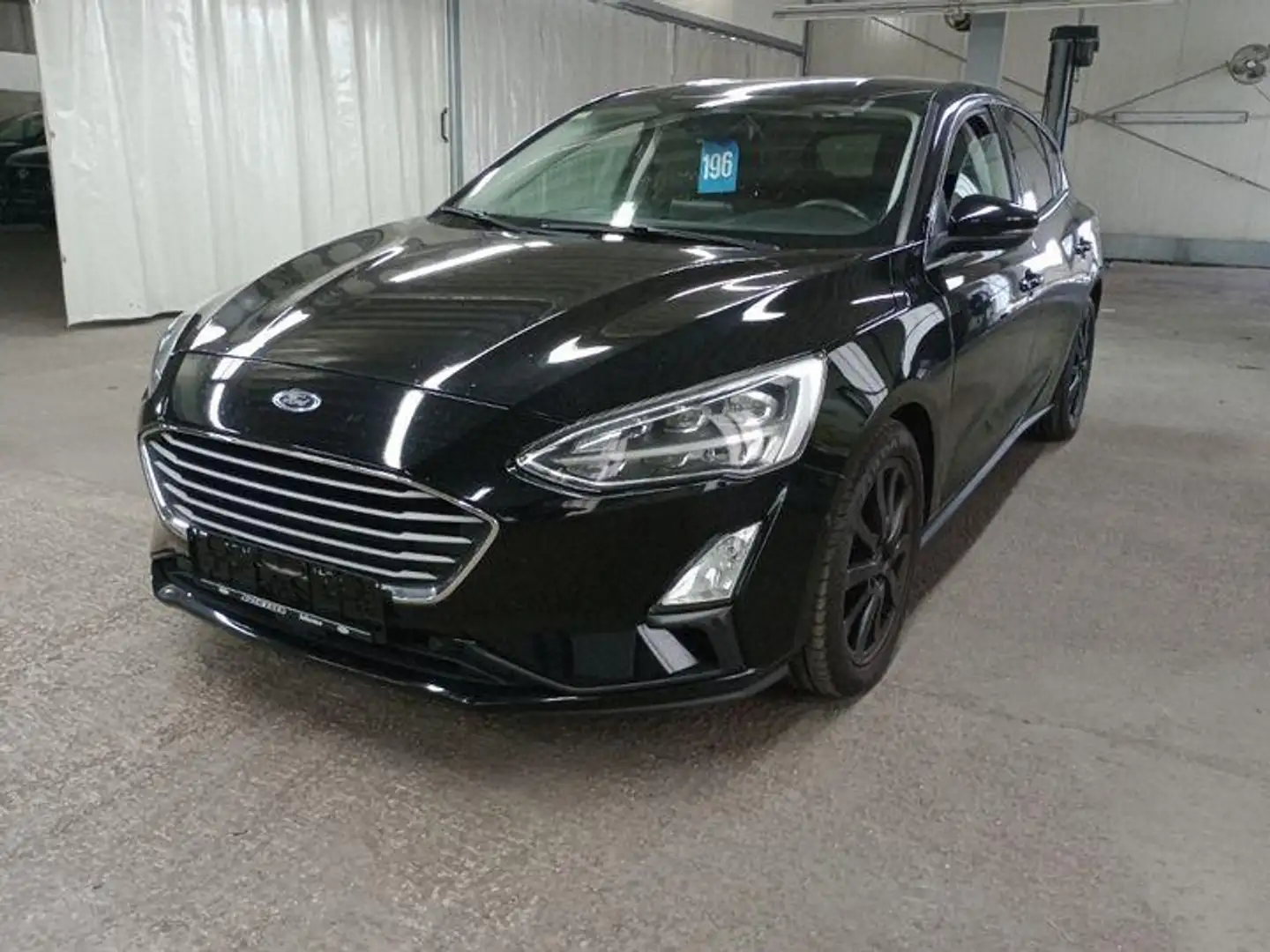 Ford Focus 1.5 EcoB Aut. Cool&Connect StandHZ+LED Чорний - 2