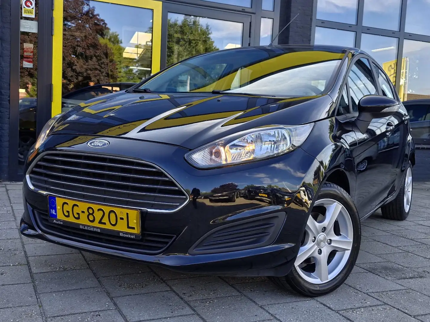 Ford Fiesta 1.0 Style | Navigatie | Telefoon | Airco Zwart - 2