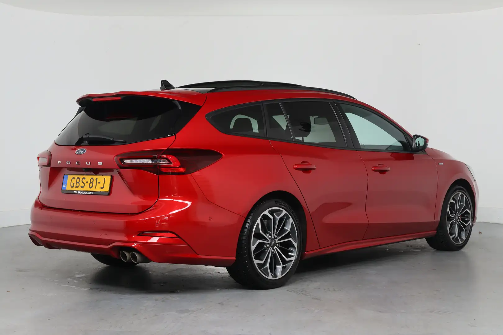 Ford Focus Wagon 1.0 EcoBoost Hybrid ST Line X Pano dak | Ada Rouge - 2