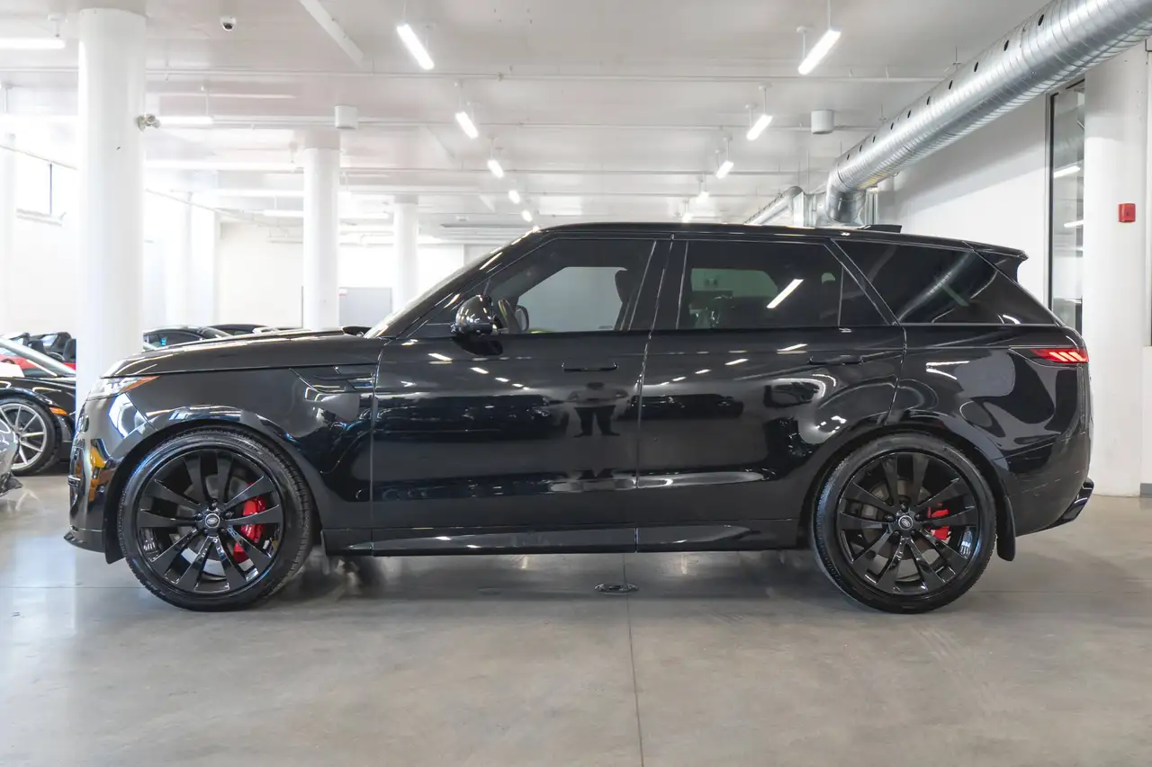 Land Rover Range Rover Sport снимка Land Rover Range Rover Sport