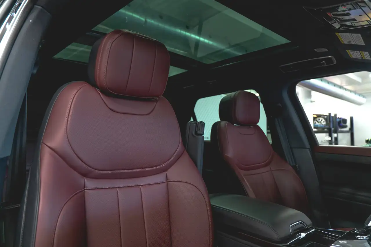 Land Rover Range Rover Sport снимка Land Rover Range Rover Sport