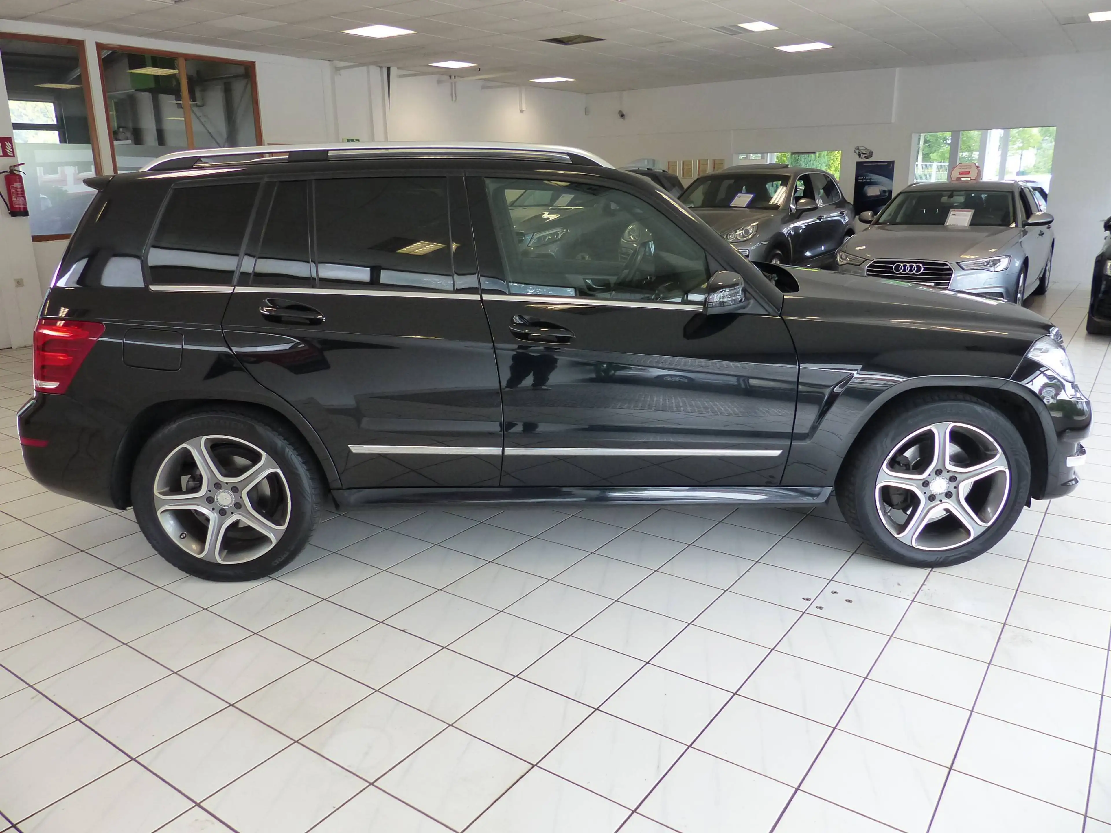 Mercedes-Benz GLK 220 GLK 220 CDI BlueEfficiency 4Matic Sport*BI-XENON*NAVI*2.HAND*TÜV NEU* — photo 5