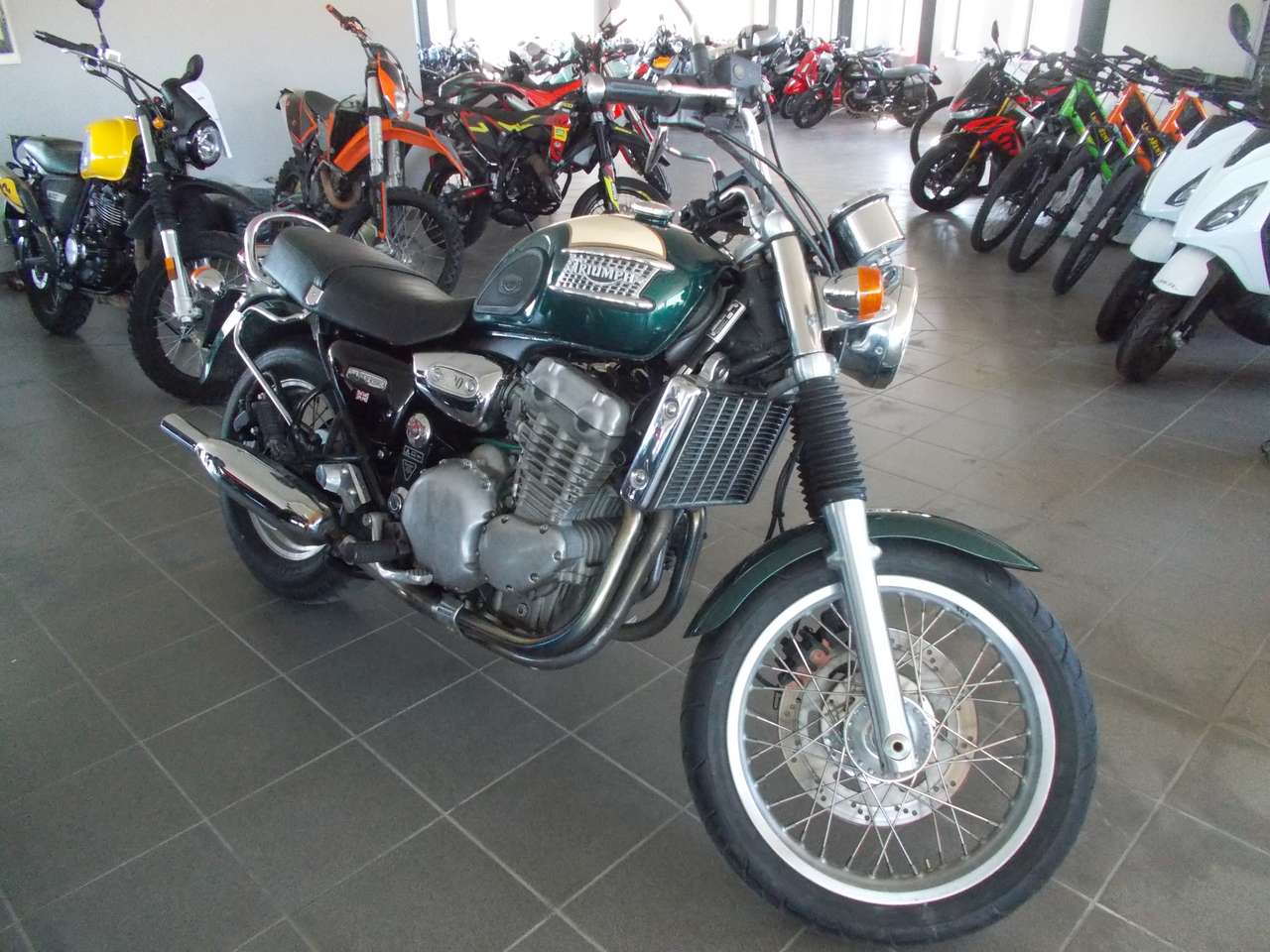 Triumph Thunderbird Storm