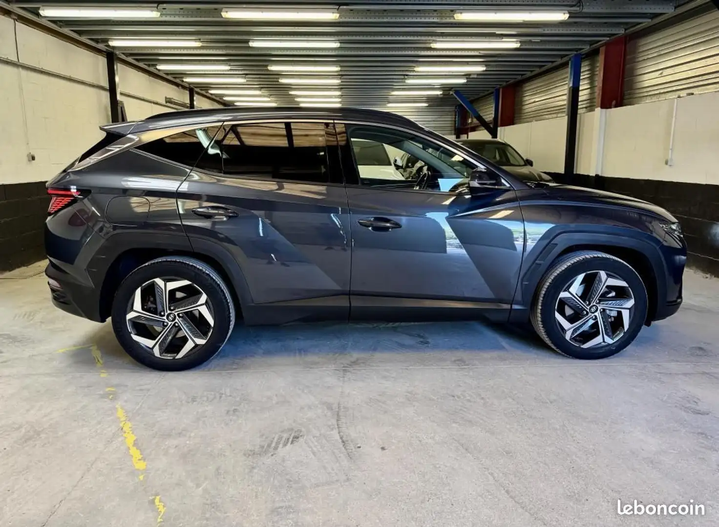 Hyundai TUCSON 1.6 T-GDI 265 ch HTRAC Plug-in Hybrid PHEV Creativ Grijs - 2