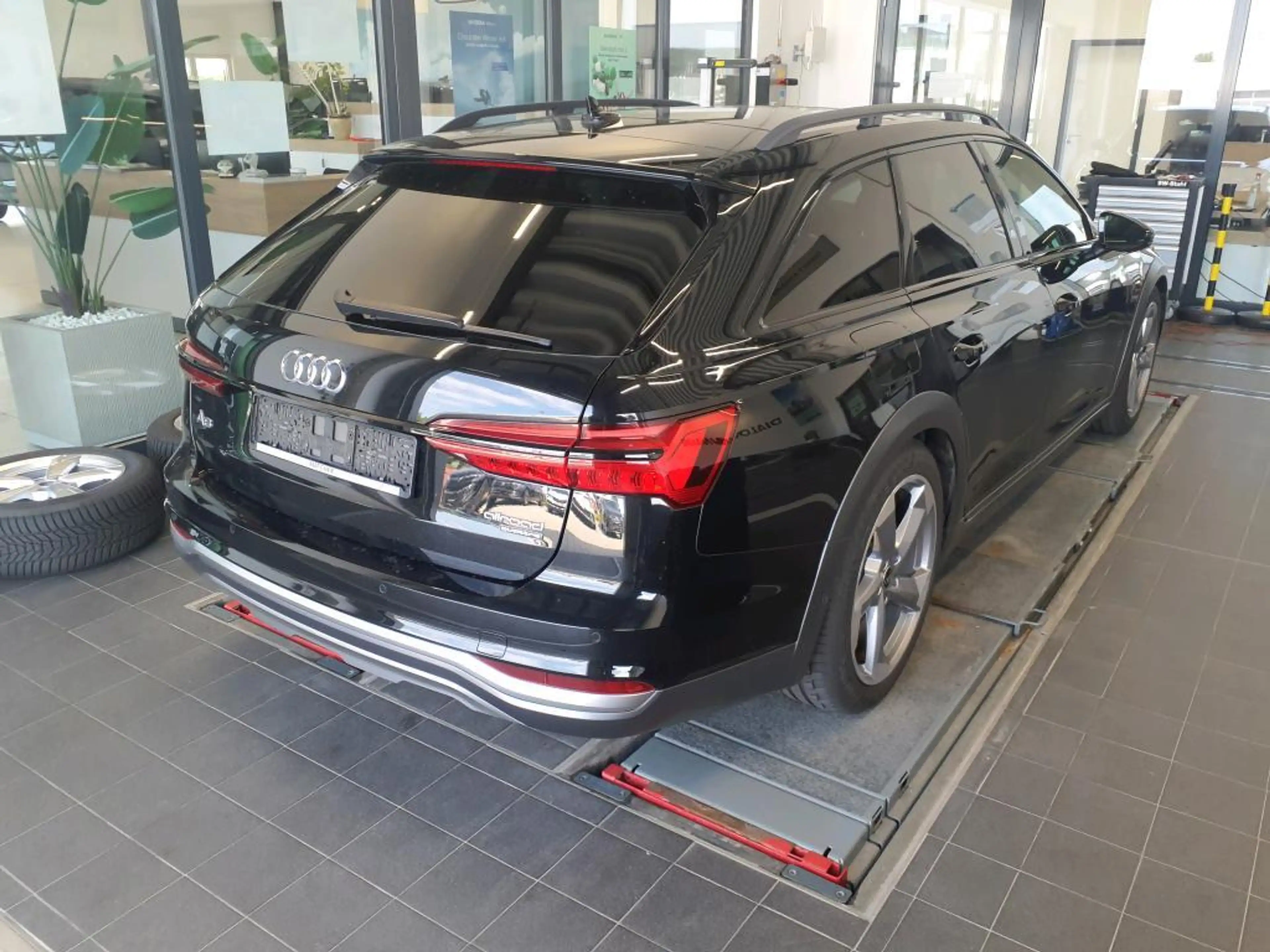 Audi A6 allroad 40TDi Q MATRIX/ACC/PANO/AHK/KAMERA — photo 9