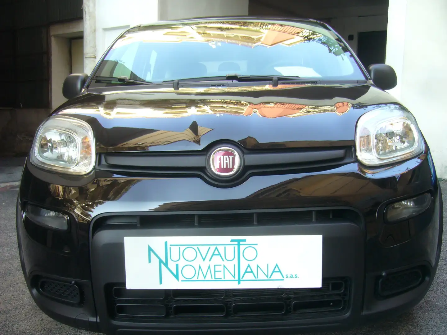 Fiat Panda 1.0 FireFly S&S Hybrid 5°Posto Pack City Km0 Zwart - 1