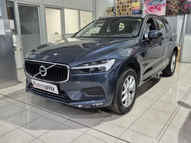 Volvo XC60 XC60 II 2018 2.0 b4 Momentum Pro awd auto
