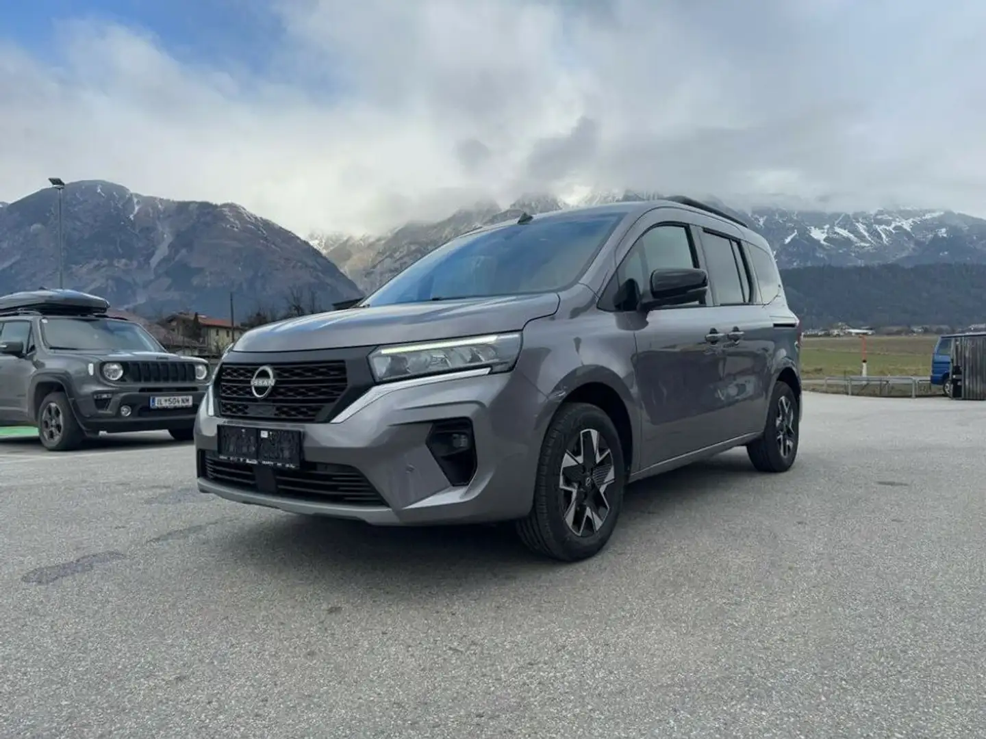 Nissan Townstar L1 Kombi 1.3 DIG-T 130 7DCT Tekna Grau - 2