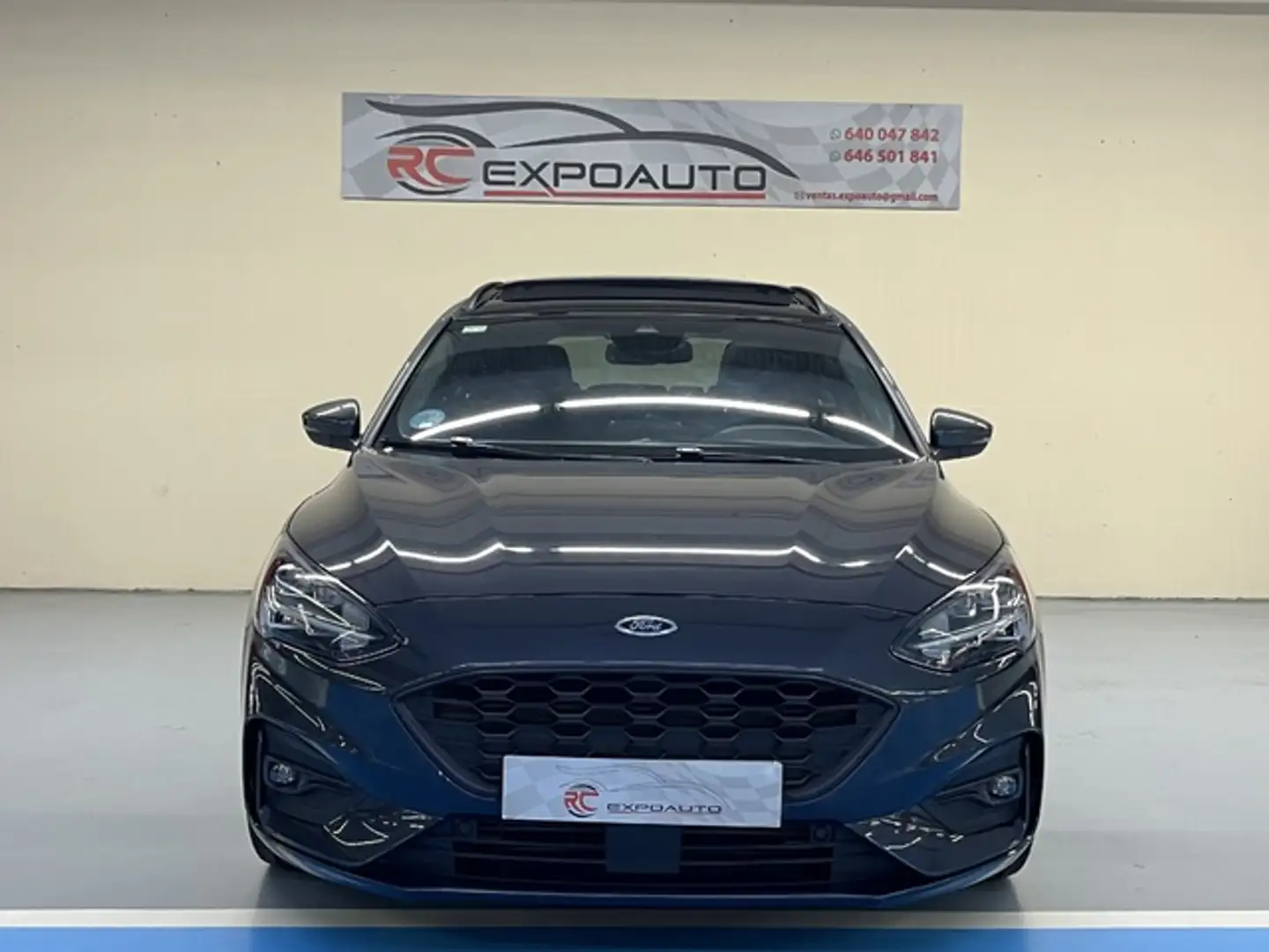 Ford Focus Sportbreak 1.5 Ecoboost ST Line 150 Gris - 2