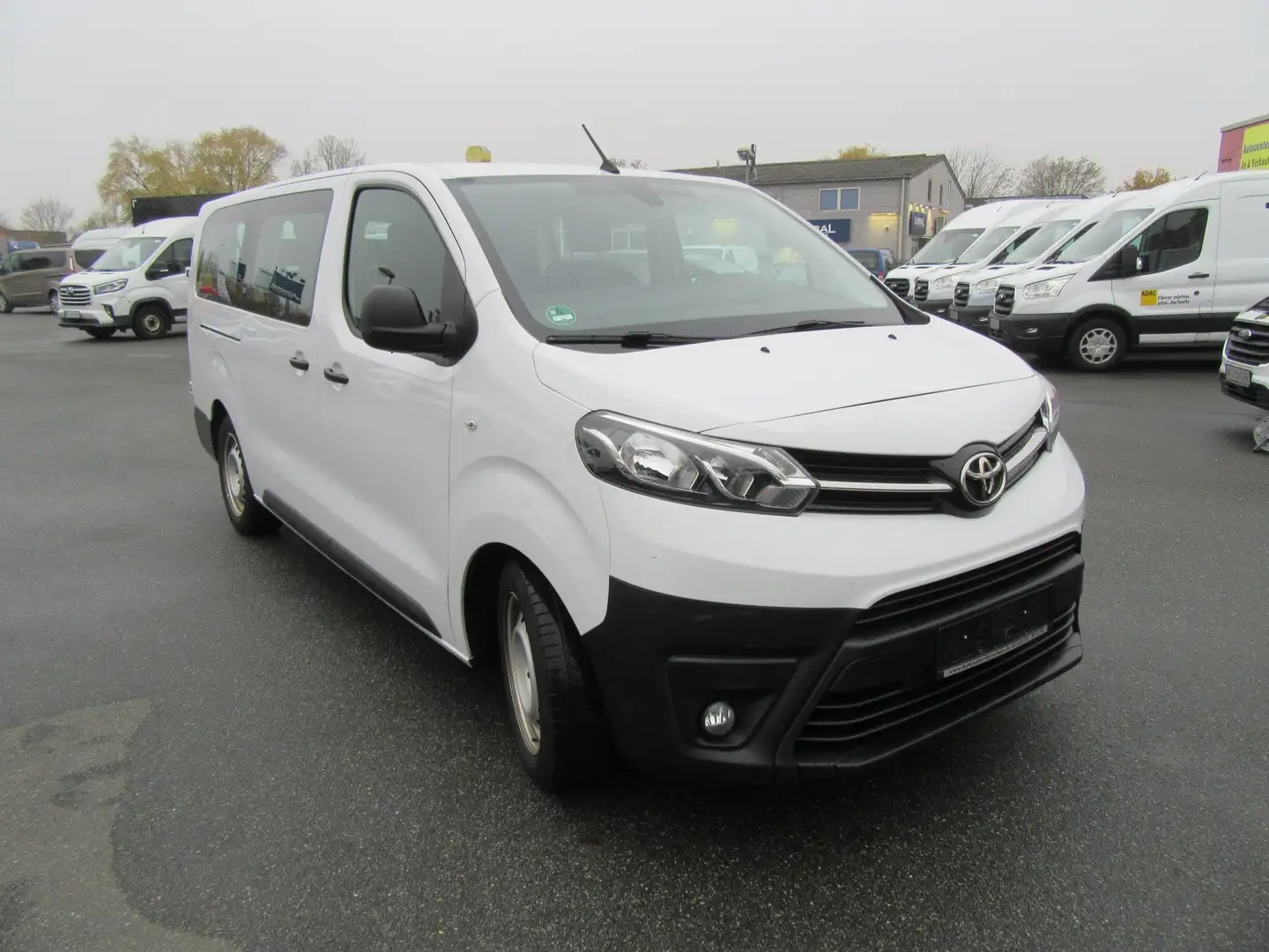 Toyota Proace L2 Kombi Comfort, FINANZIERUNG MÖGLICH Weiß - 1