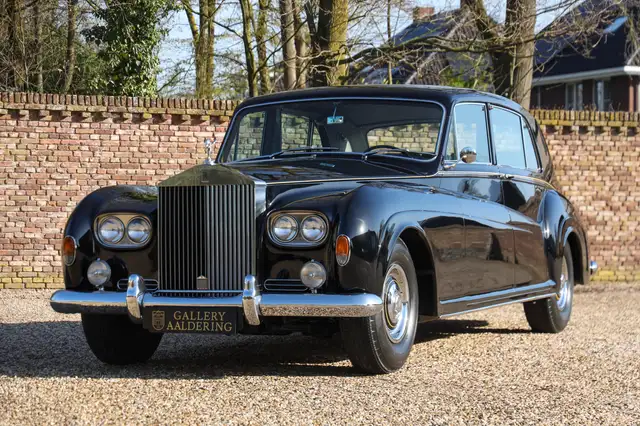 Rolls-Royce Phantom V by James Young "The 1962 Paris Salon-Porte de Ve