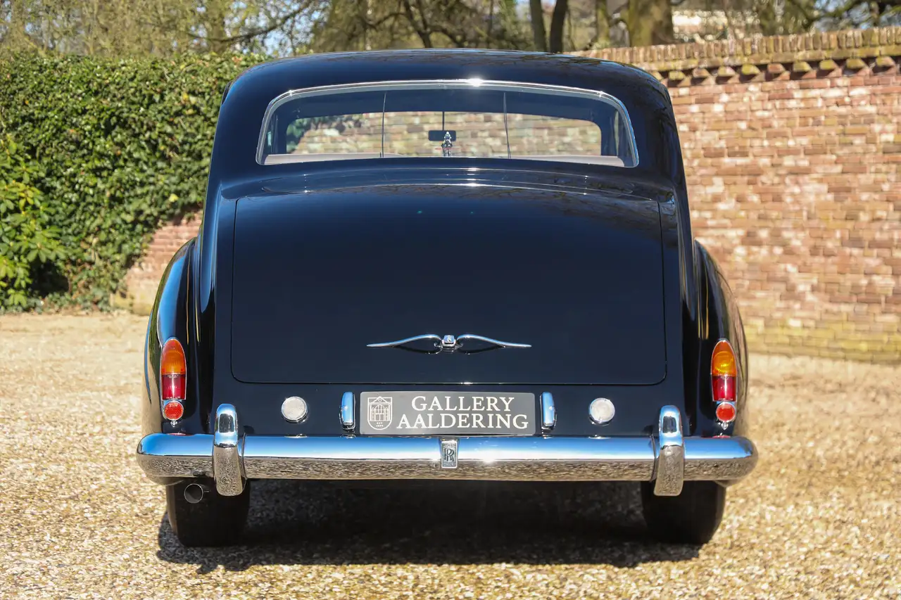 Rolls-Royce Phantom V by James Young "The 1962 Paris Salon-Porte de Ve, foto 6
