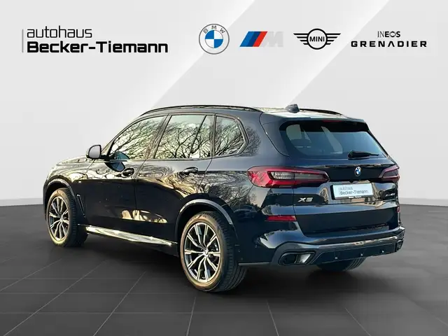 BMW X5 X5 view 4