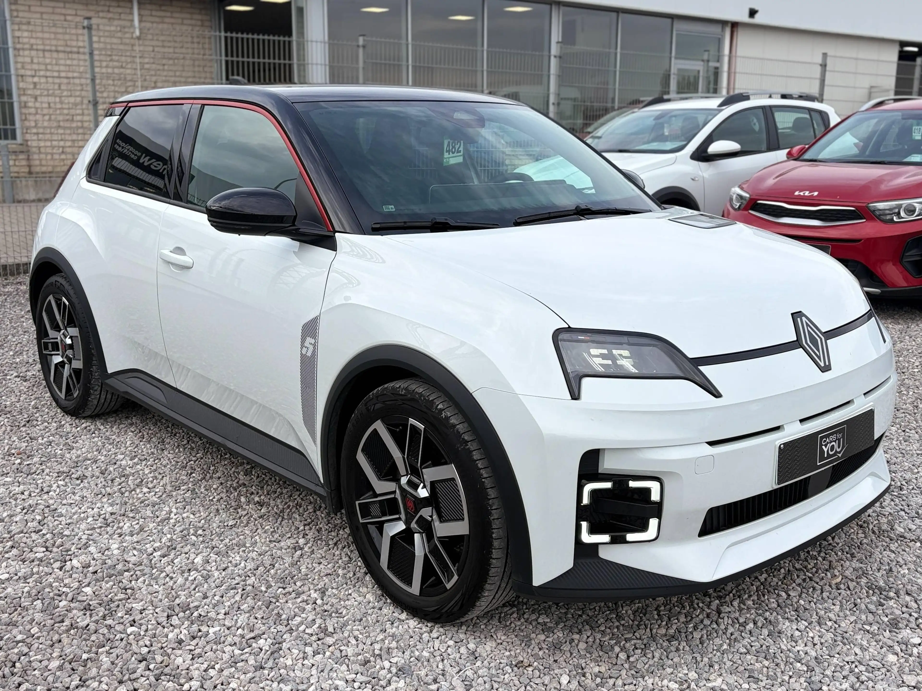 Renault R 5 E-R5 E-Tech 52 kWh Comfort Range Techno Techno — photo 4