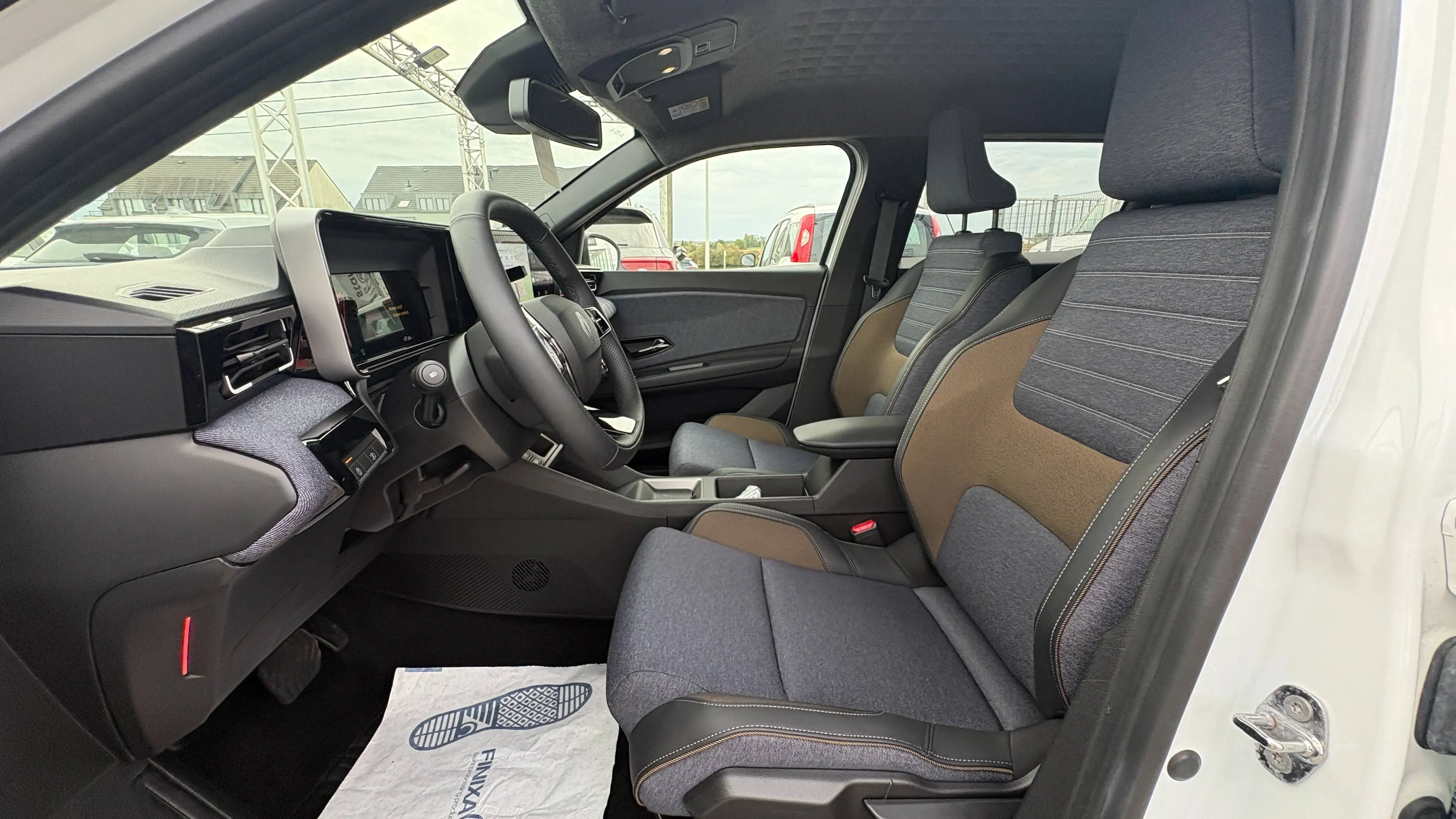 Renault R 5 E-R5 E-Tech 52 kWh Comfort Range Techno Techno — photo 7