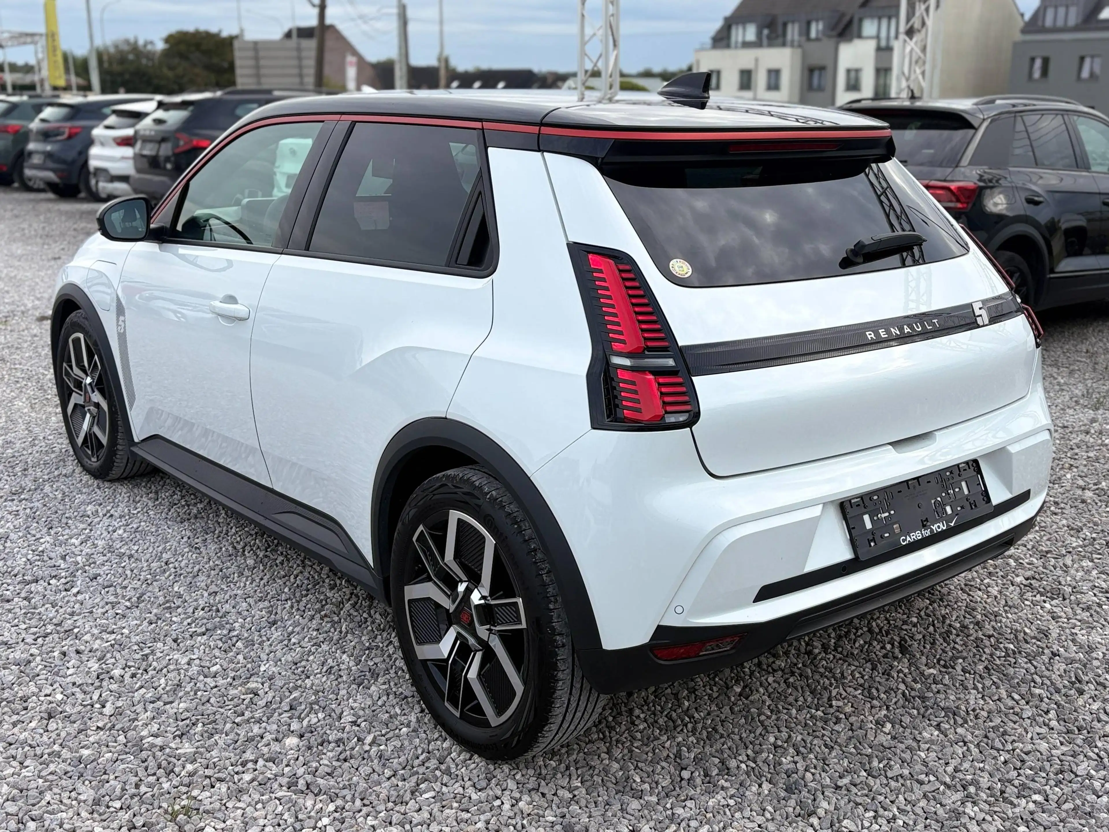 Renault R 5 E-R5 E-Tech 52 kWh Comfort Range Techno Techno — photo 2