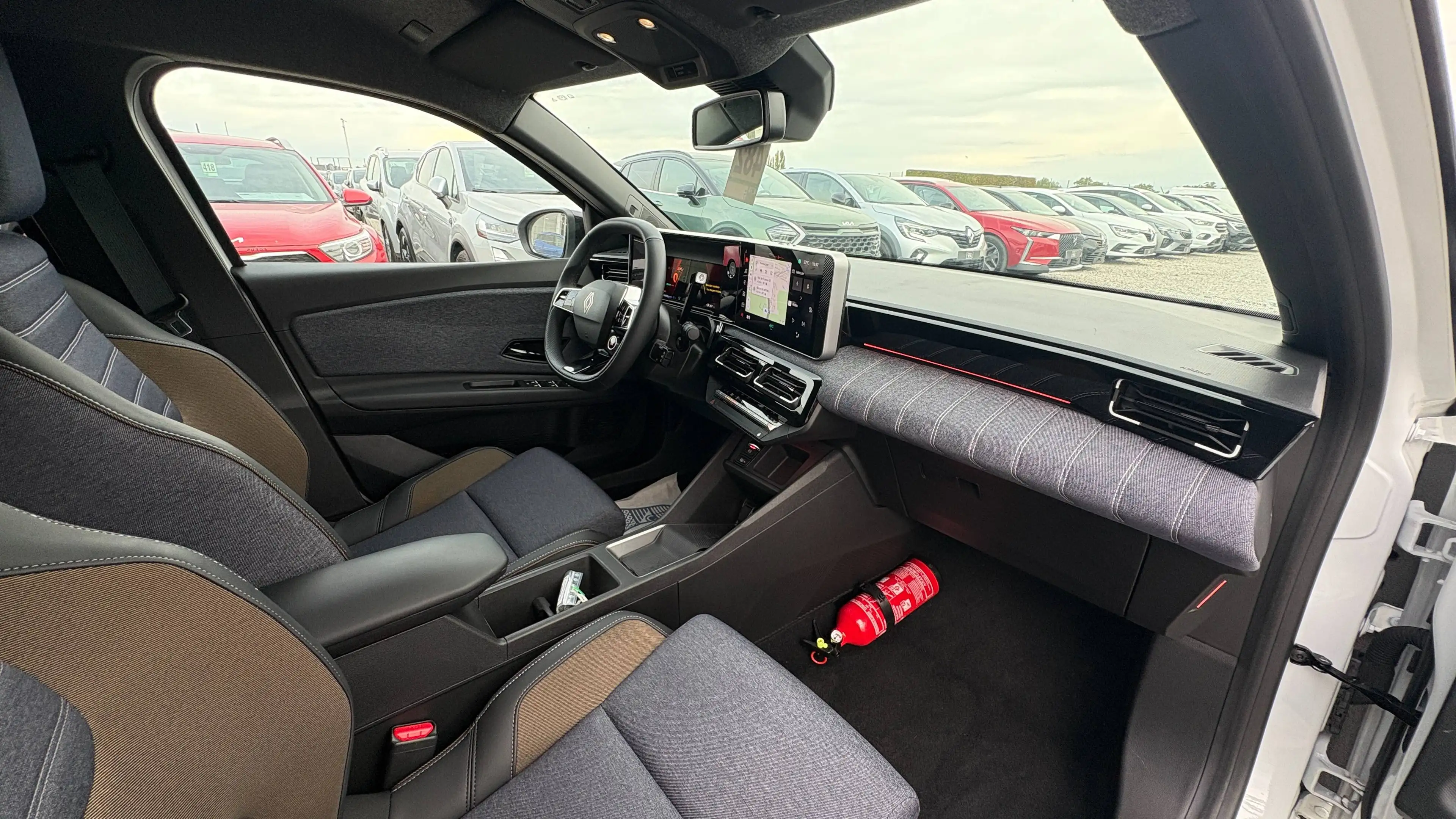 Renault R 5 E-R5 E-Tech 52 kWh Comfort Range Techno Techno — photo 8