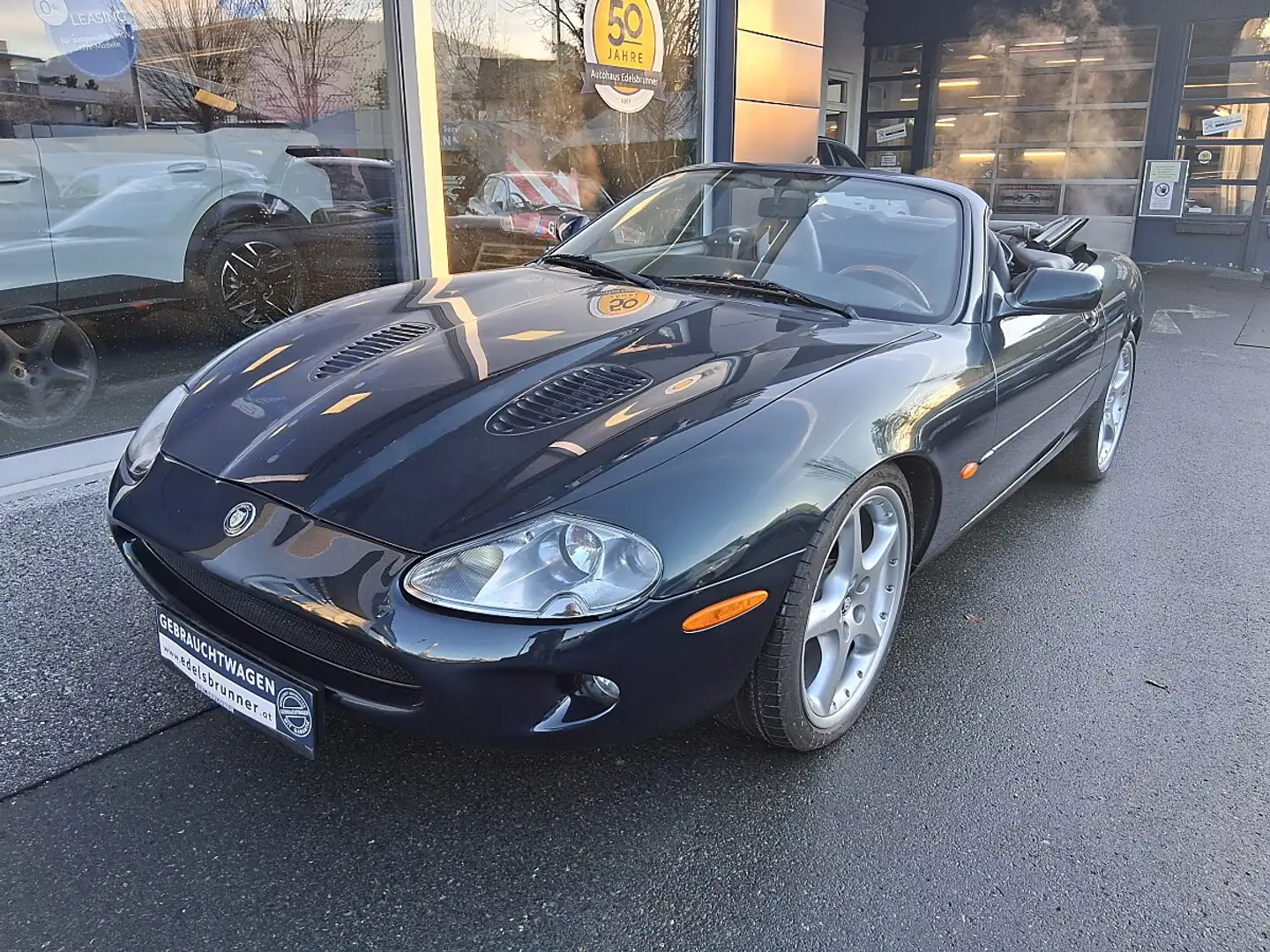 Jaguar XK8 Cabrio Grün - 1