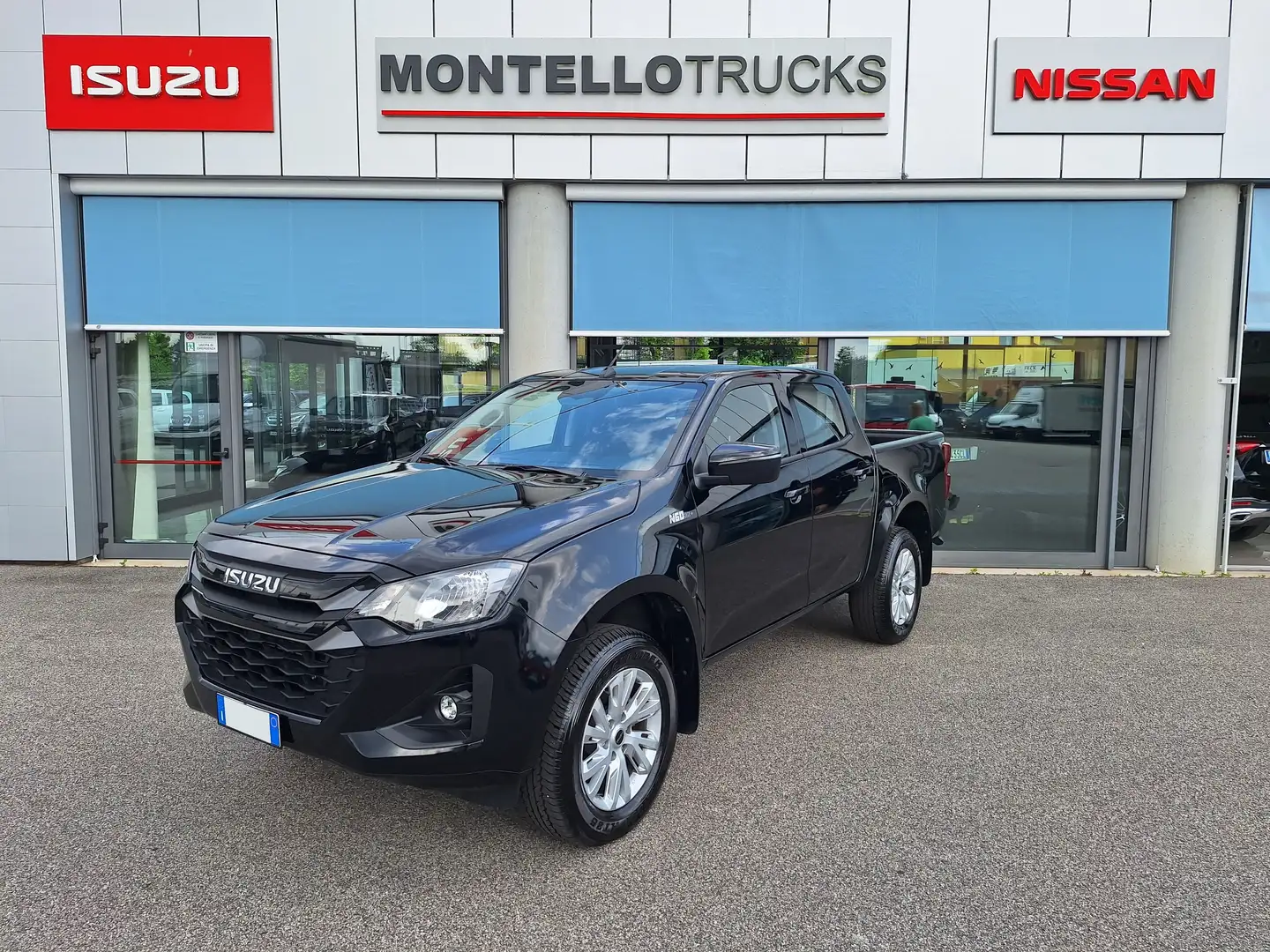 Isuzu D-Max 1.9 Crew 164cv N60BB+ 4x4 A/T Aziendale Schwarz - 1