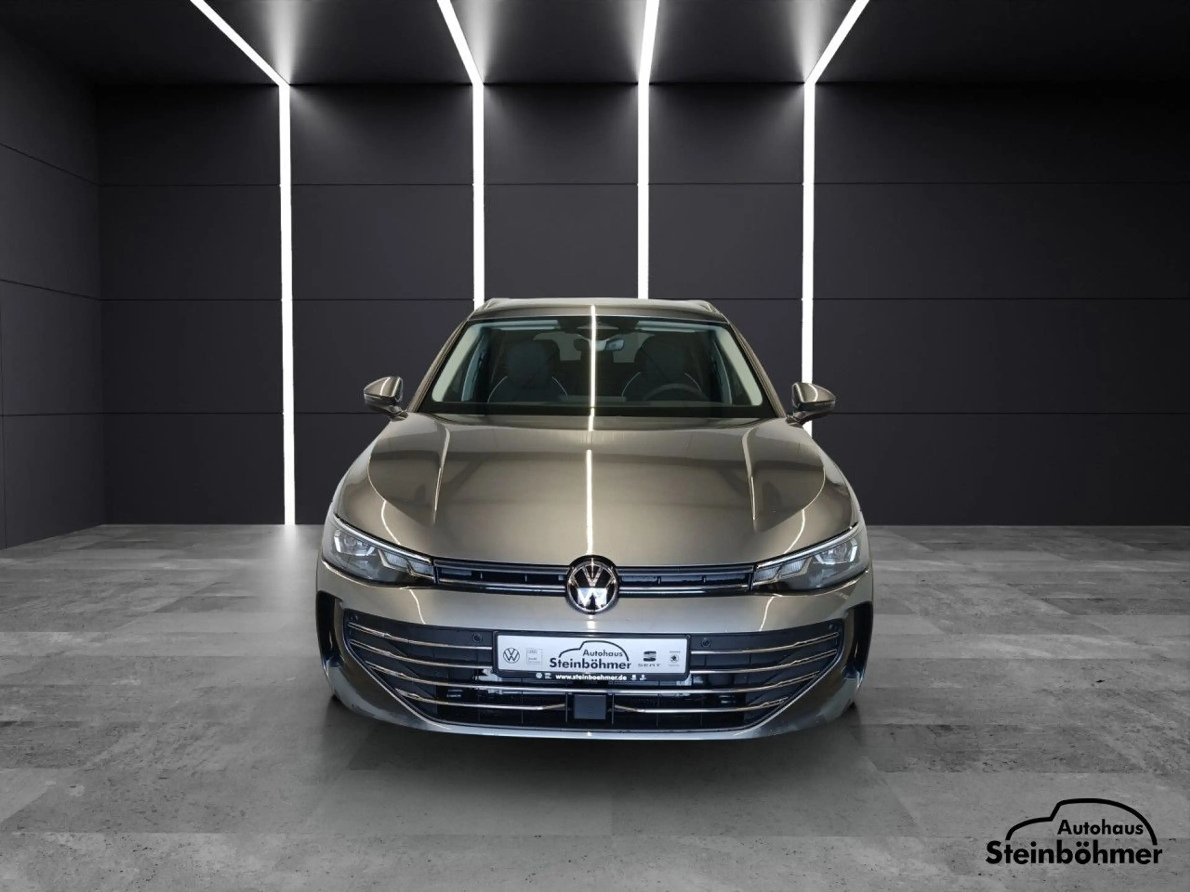 Volkswagen Passat Variant Passat Business 1.5eTSI Navi LED AHK RearView SHZ — photo 8