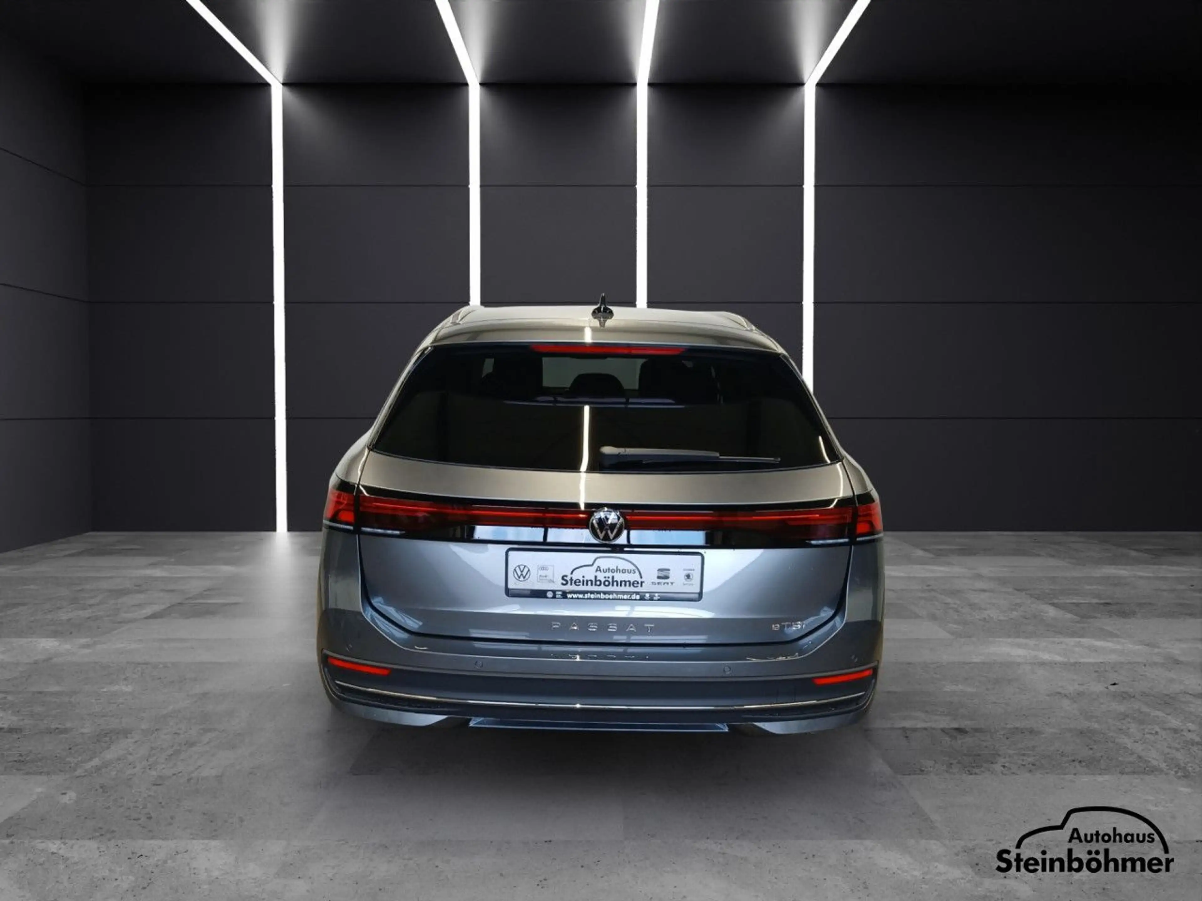 Volkswagen Passat Variant Passat Business 1.5eTSI Navi LED AHK RearView SHZ — photo 11