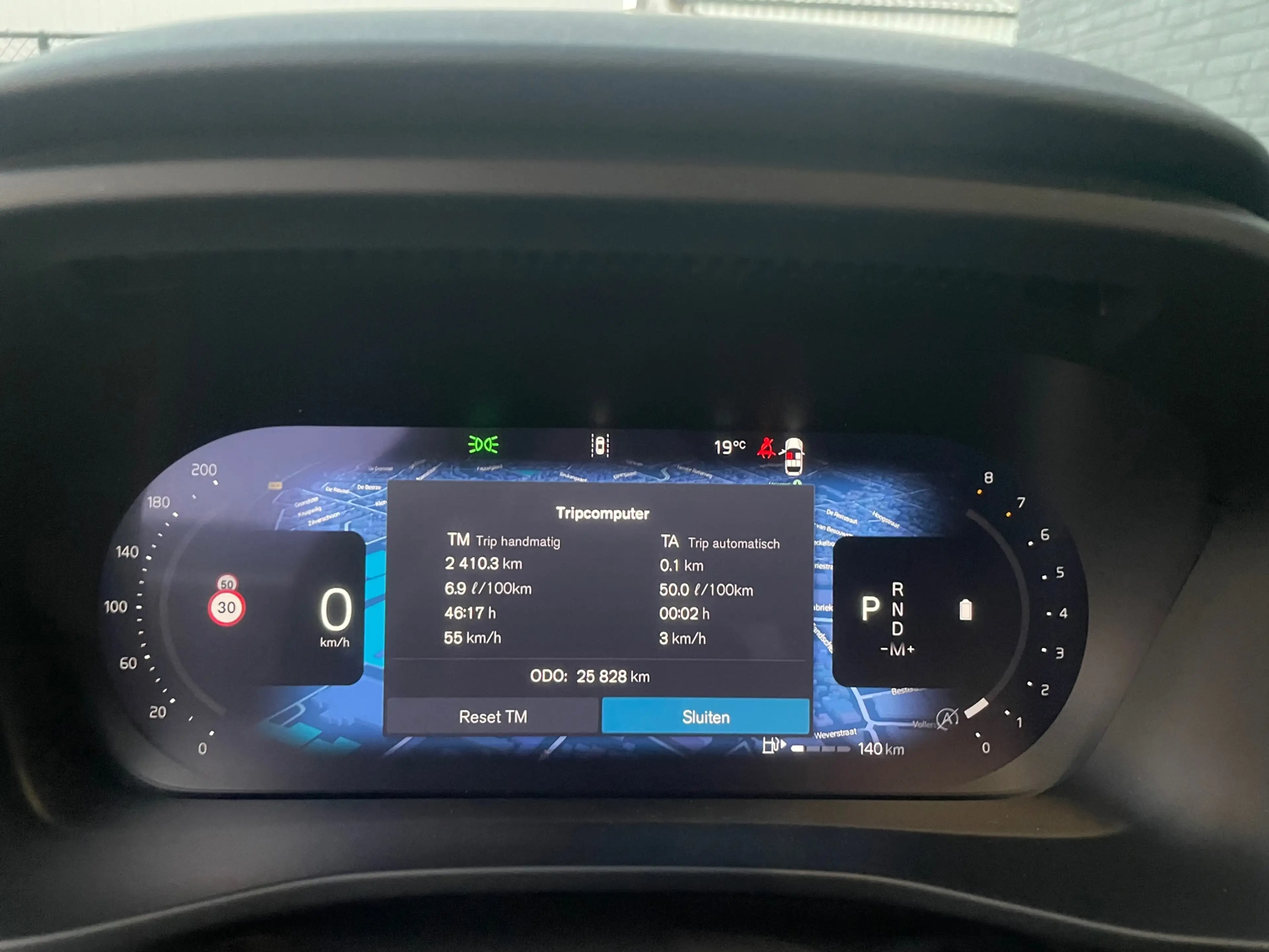 Volvo XC40 2.0 B3 dark black edition 360° camera stoel + stuu — photo 38