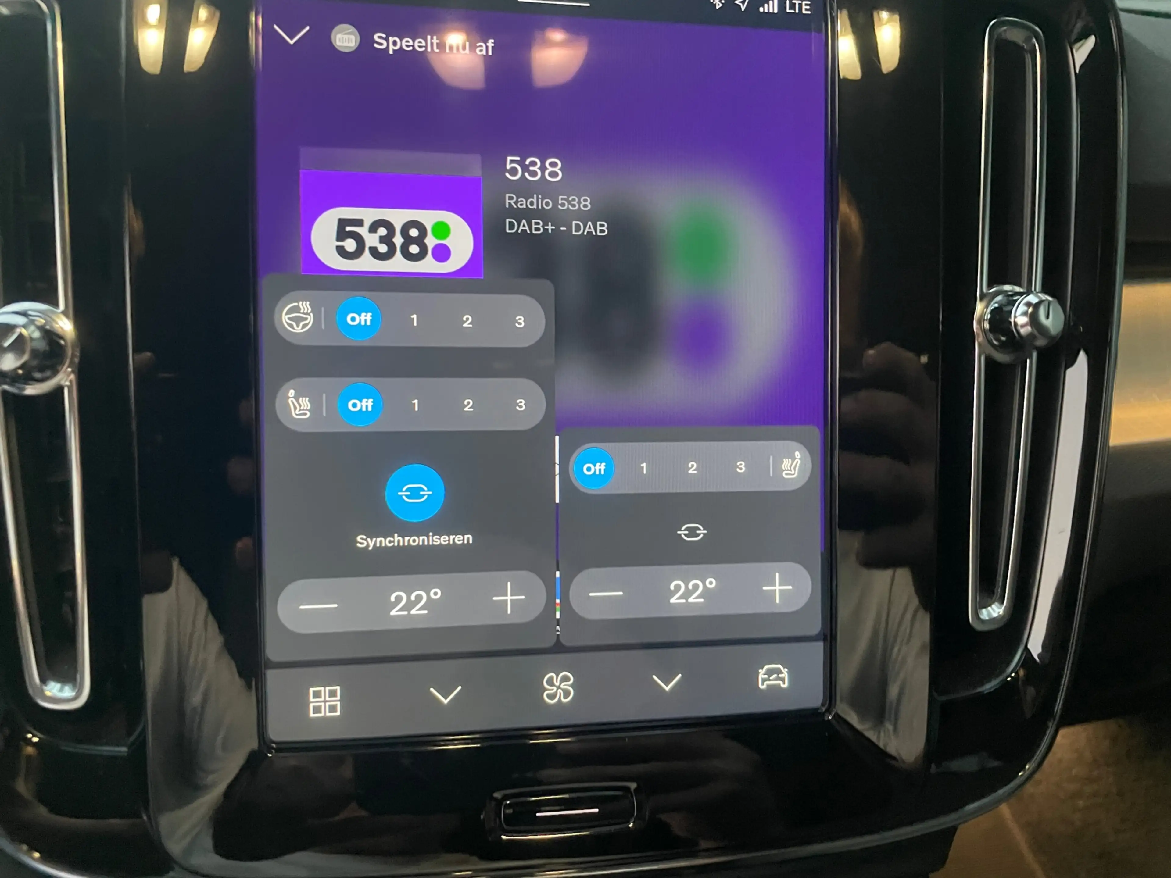 Volvo XC40 2.0 B3 dark black edition 360° camera stoel + stuu — photo 31