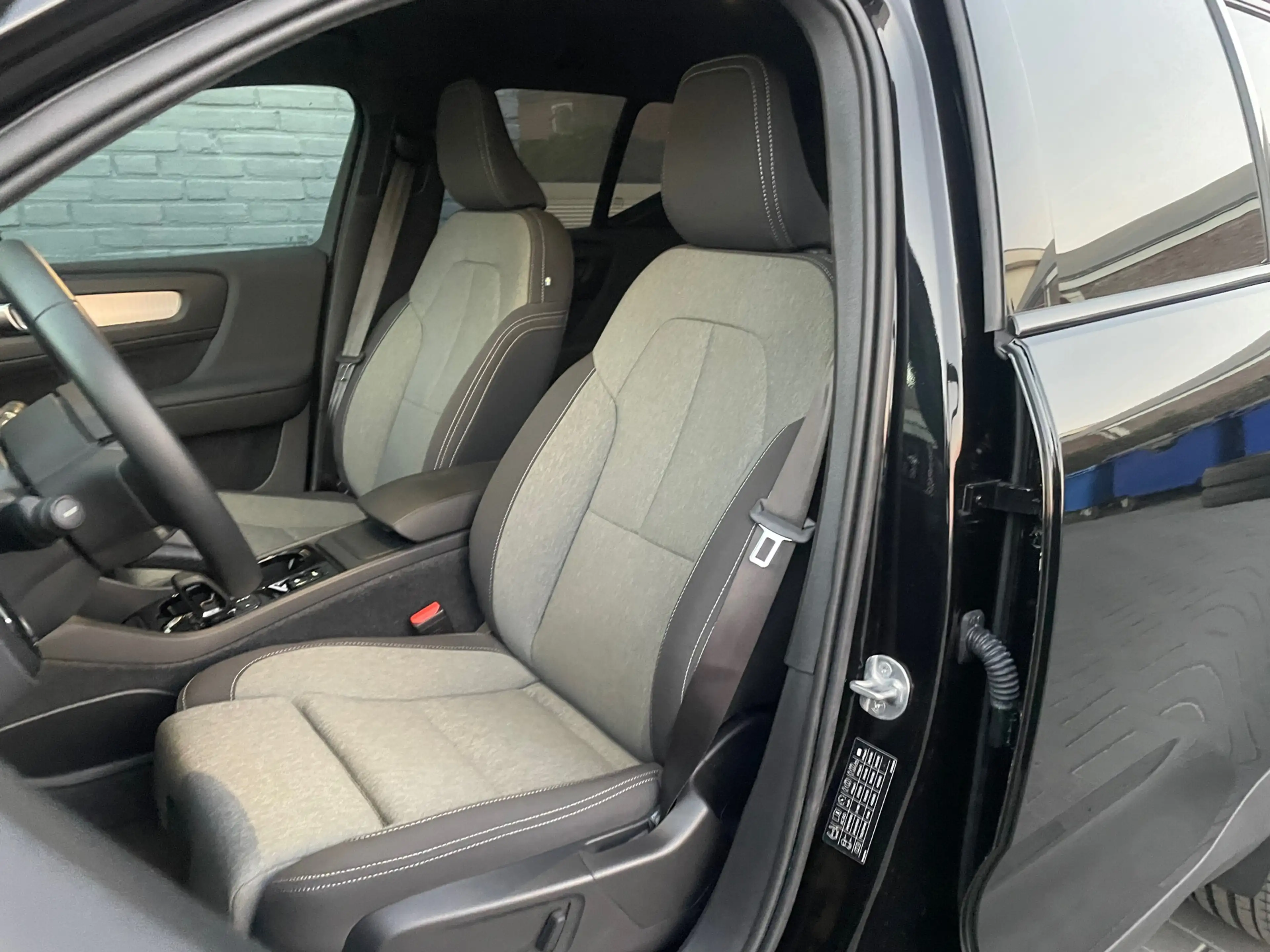 Volvo XC40 2.0 B3 dark black edition 360° camera stoel + stuu — photo 11