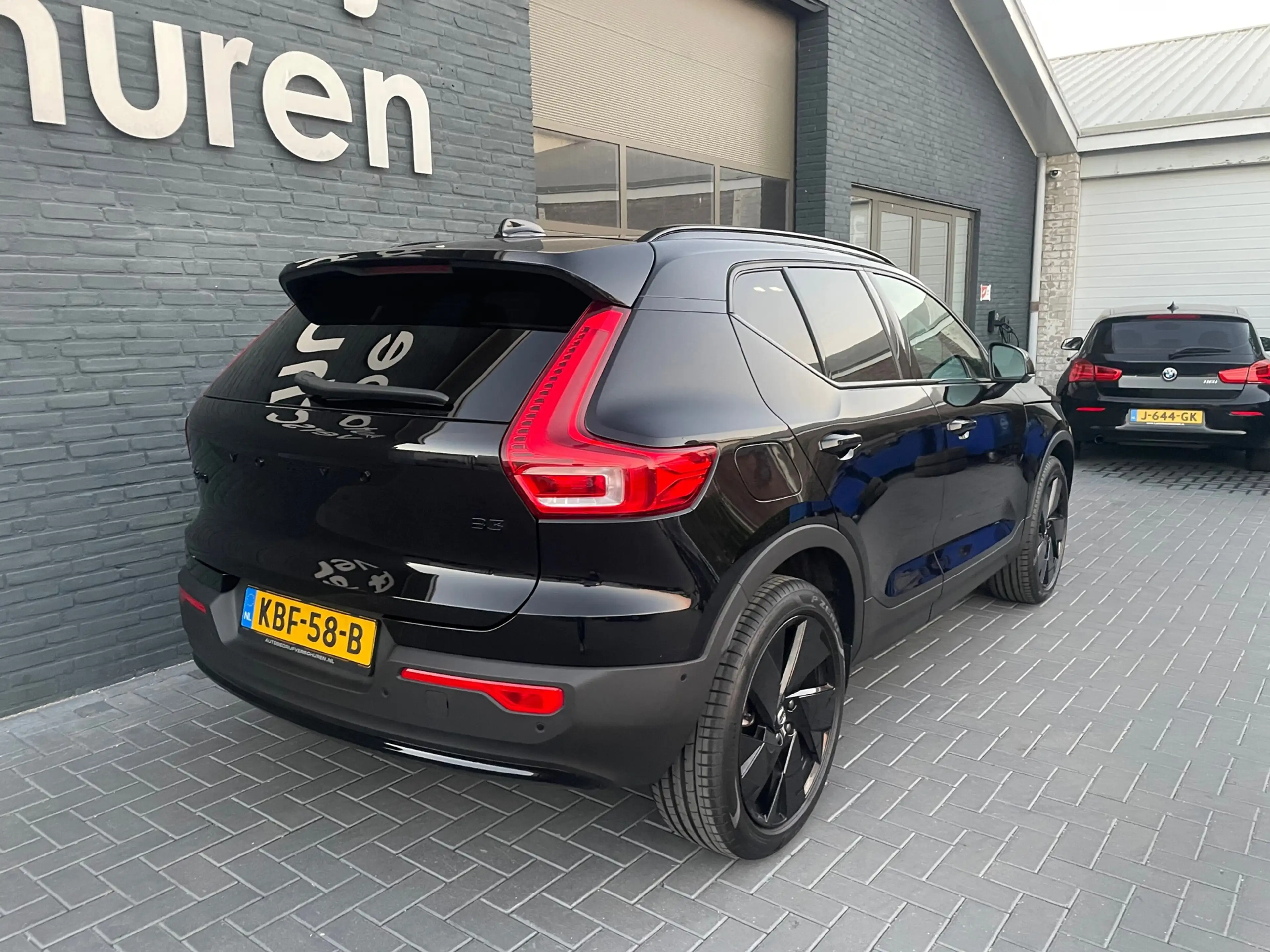 Volvo XC40 2.0 B3 dark black edition 360° camera stoel + stuu — photo 4