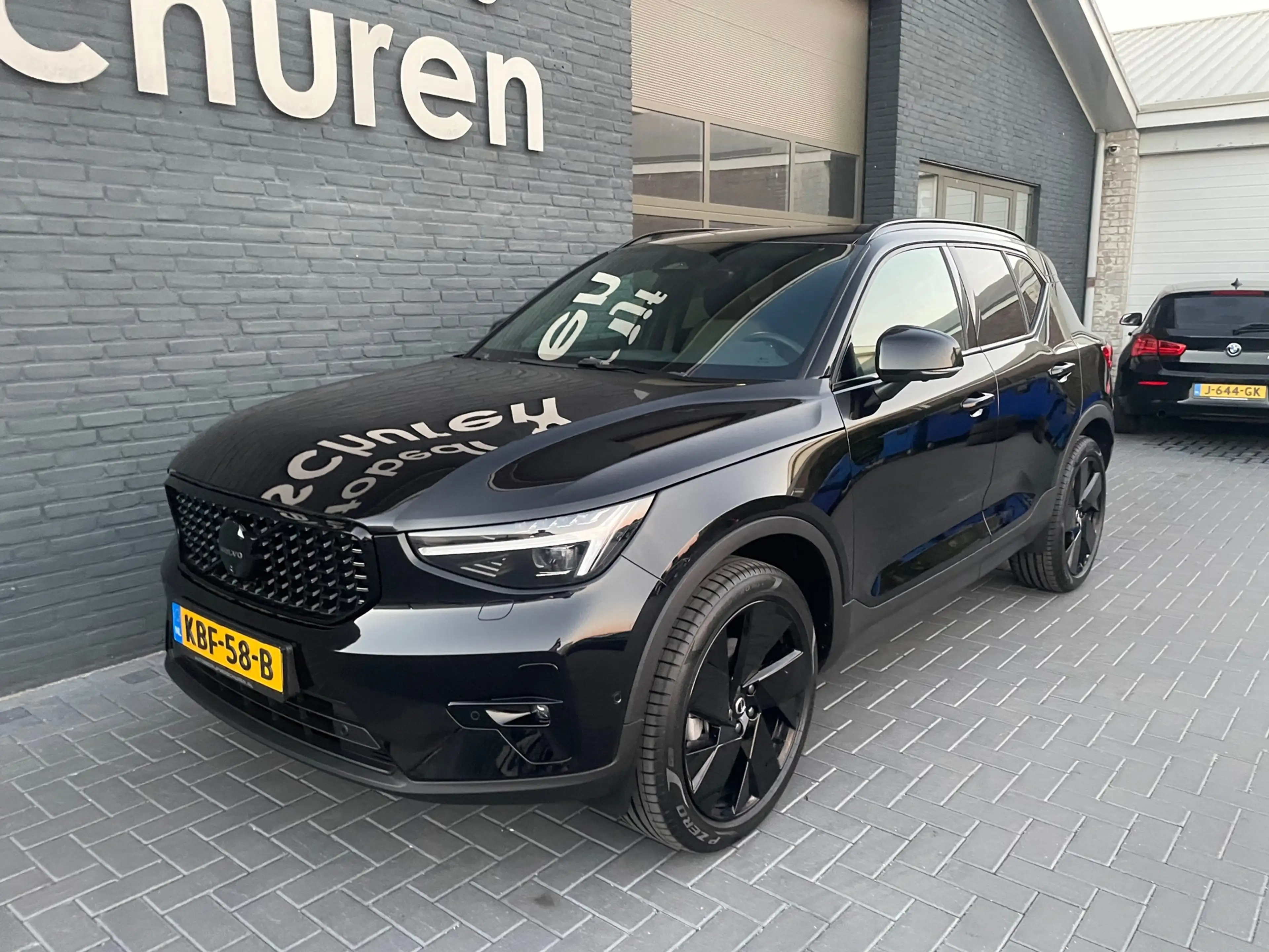 Volvo XC40 2.0 B3 dark black edition 360° camera stoel + stuu — photo 5