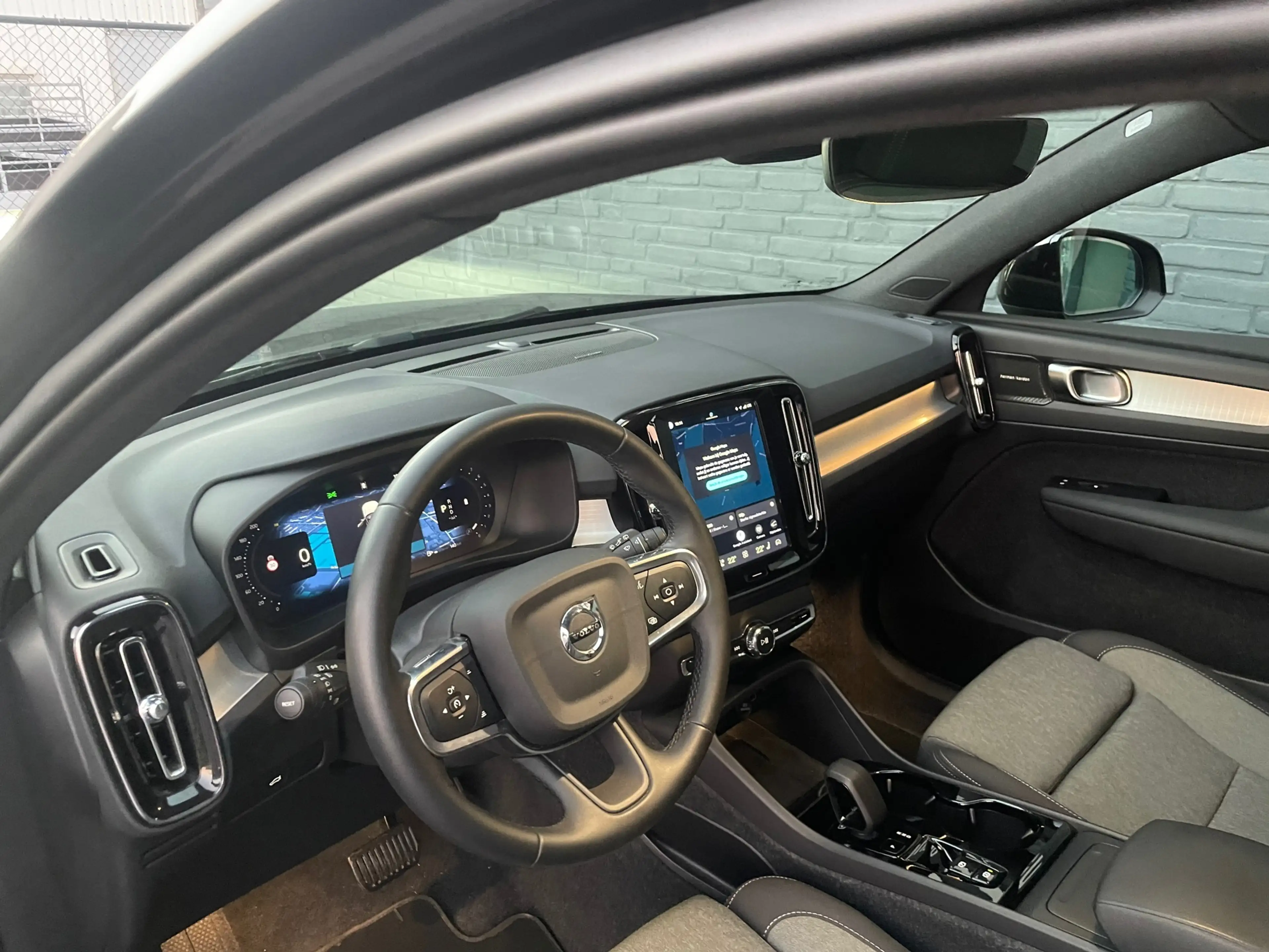 Volvo XC40 2.0 B3 dark black edition 360° camera stoel + stuu — photo 15