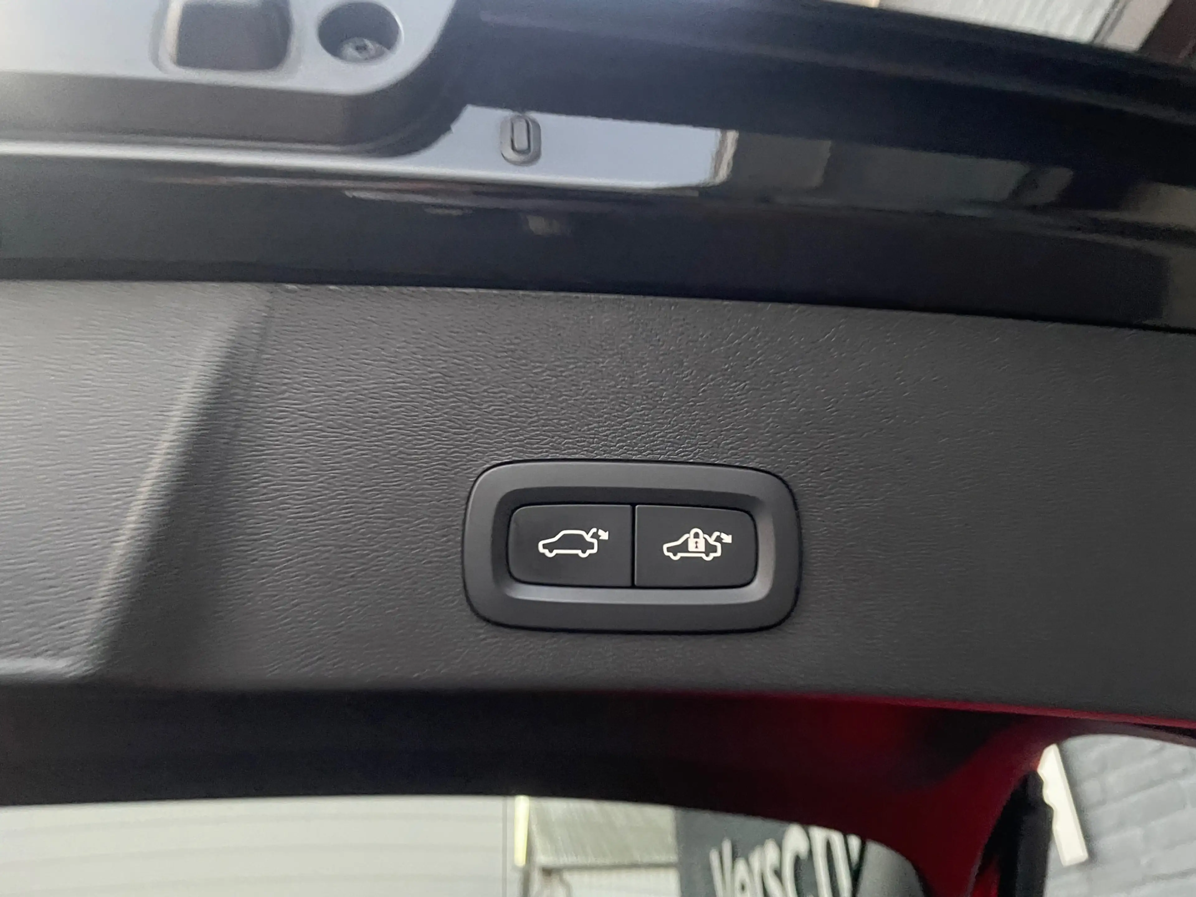 Volvo XC40 2.0 B3 dark black edition 360° camera stoel + stuu — photo 40