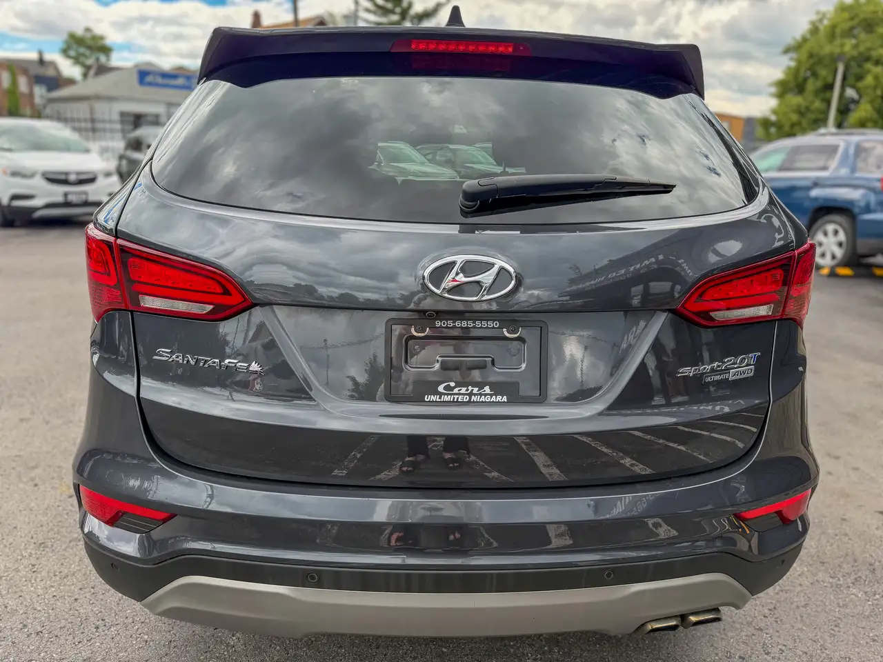 Hyundai SANTA FE photo Hyundai SANTA FE